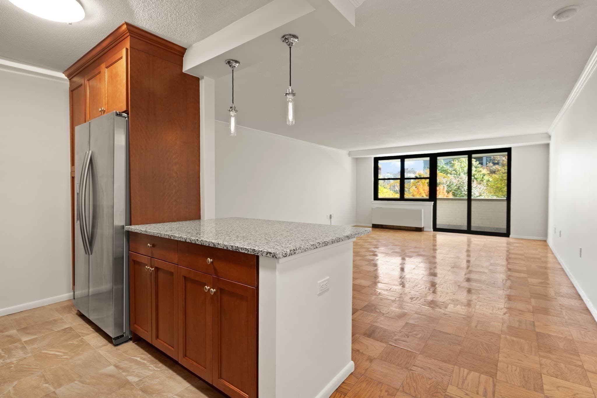 Condominium at 2 Hawthorne Place # 5H, Boston MA 02114, Boston, photo 4 of 21