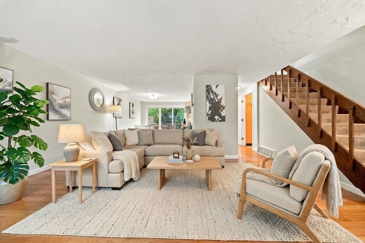 399 Pond St # D1, Braintree MA 02184