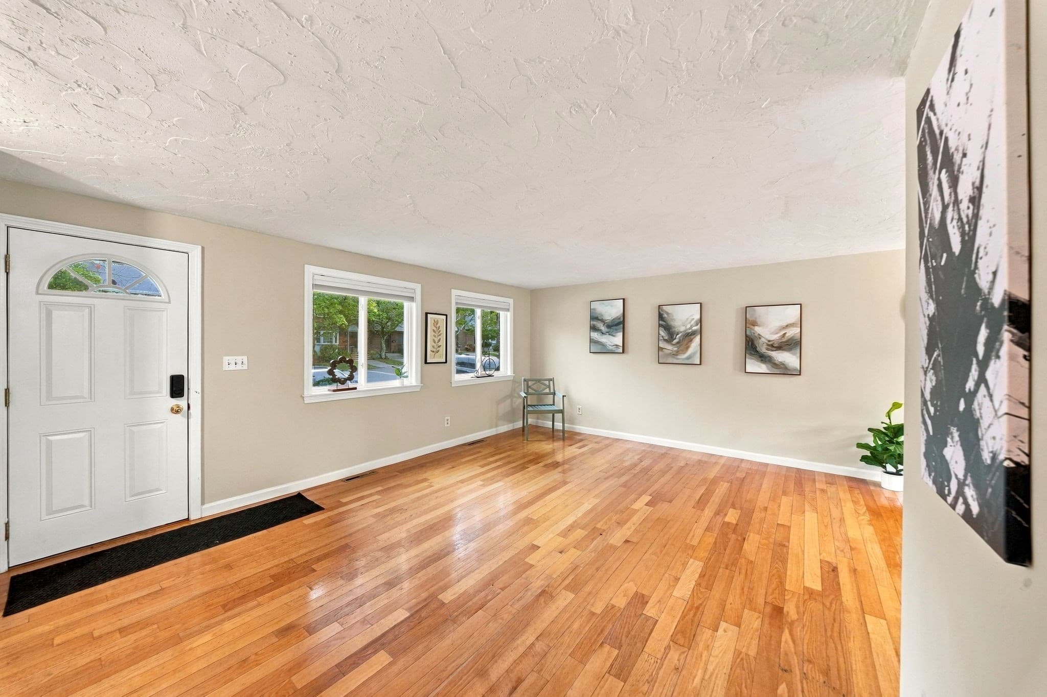 Condominium at 399 Pond St # D1, Braintree MA 02184, photo 9 of 40