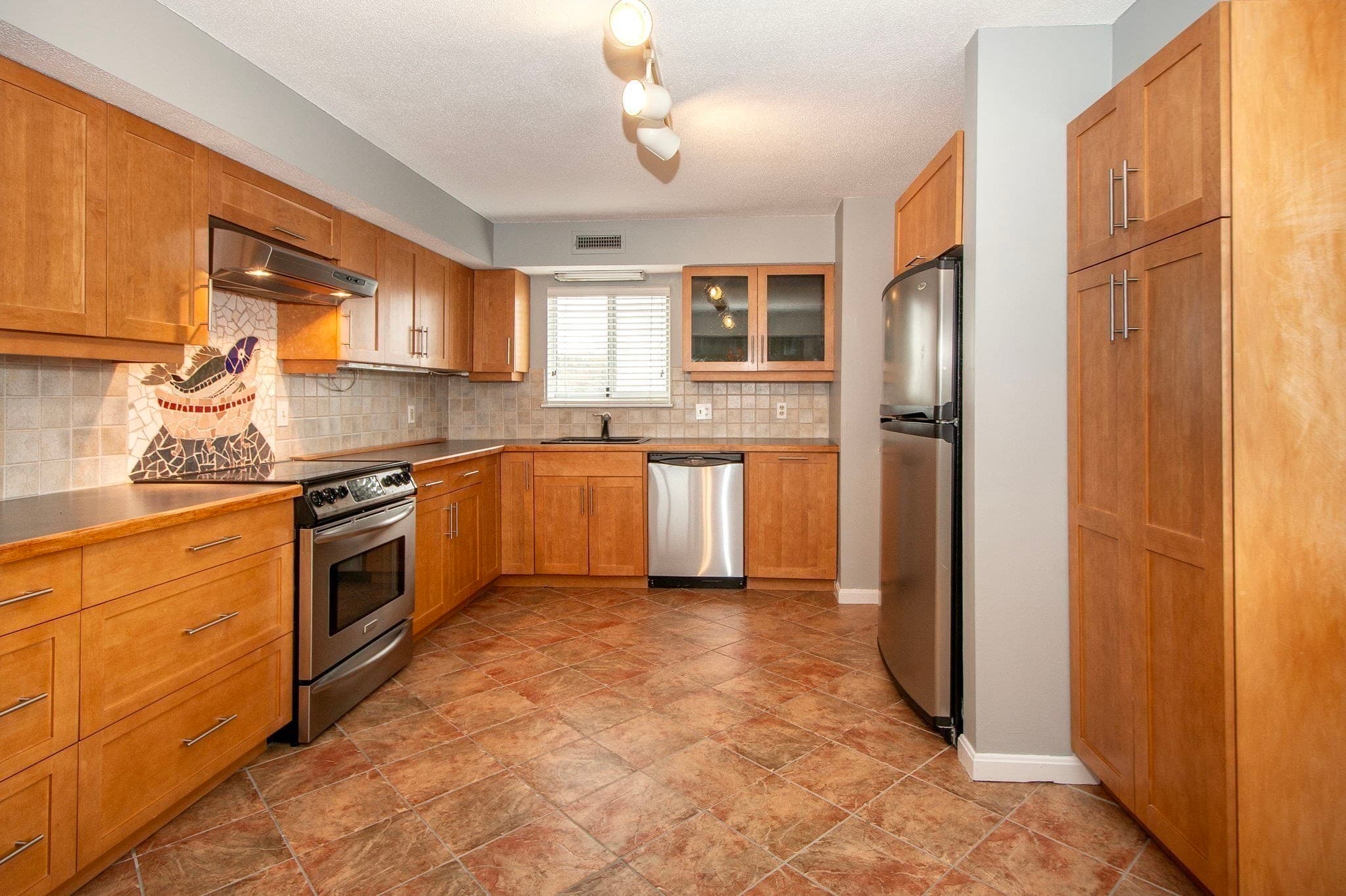 Condominium at 121 Nantasket Ave # 309, Hull MA 02045, photo 3 of 31