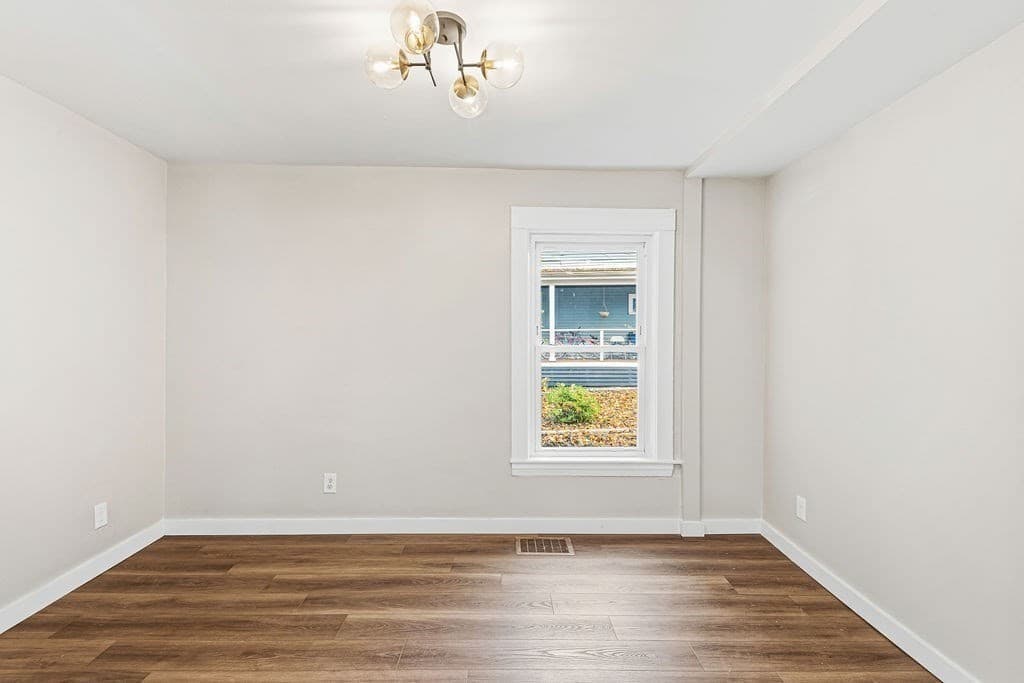 Single Family Residence at 132 Prospect St, Marlborough MA 01752, photo 15 of 36