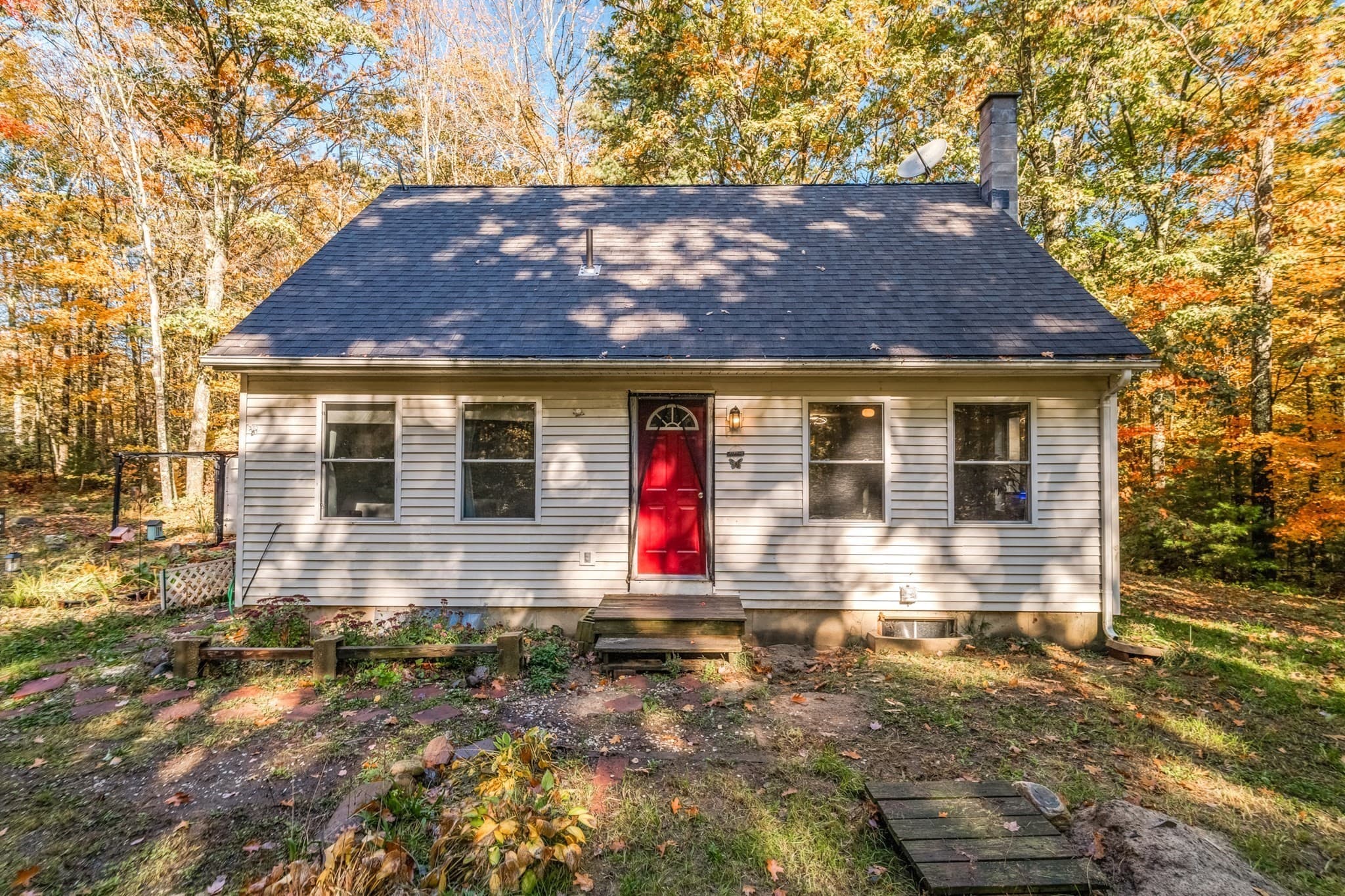 Single Family Residence at 85 West Street, Wendell MA 01379, photo 9 of 38