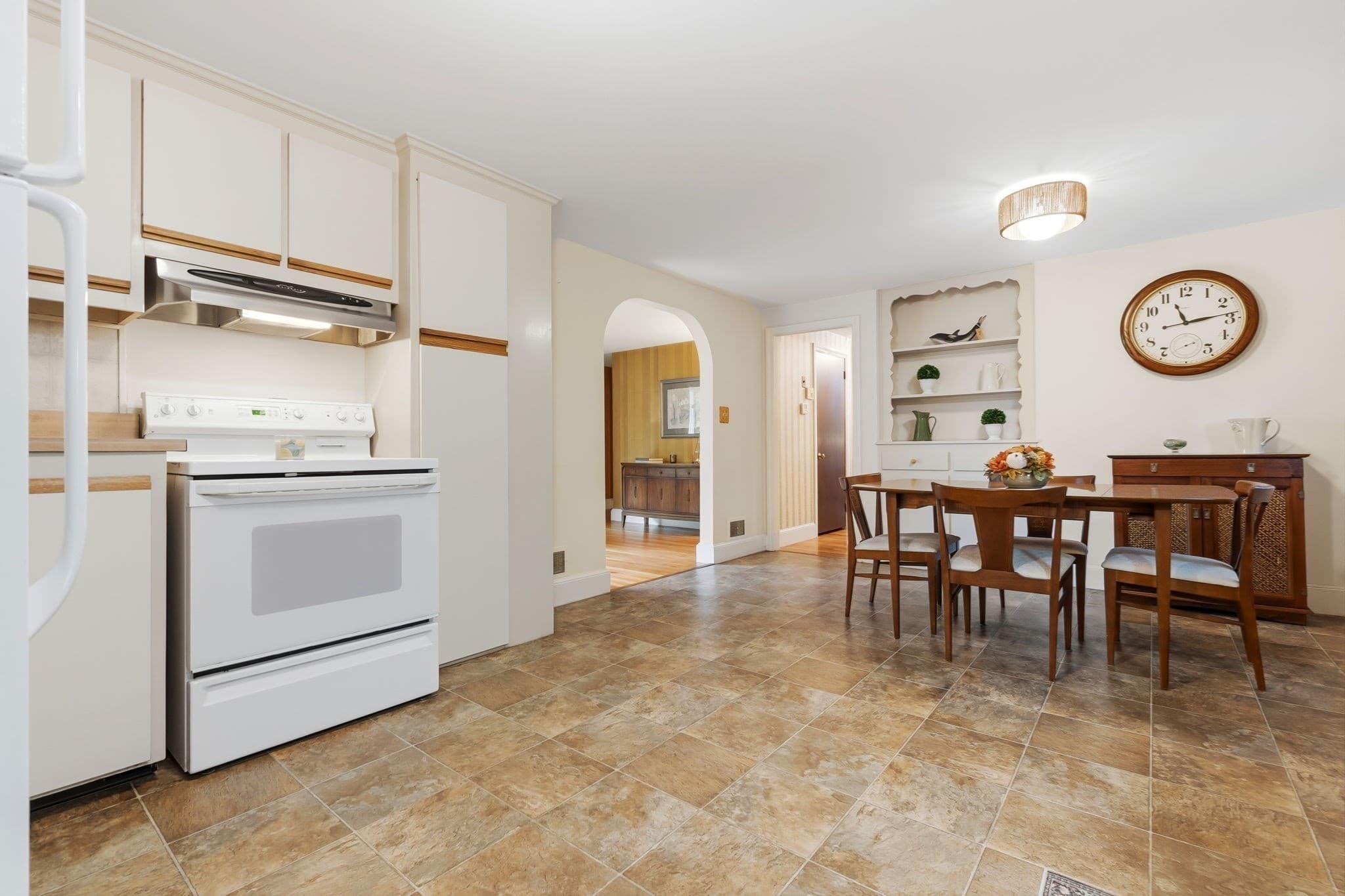 Single Family Residence at 32 Neptune Street, Beverly MA 01915, Beverly, photo 13 of 38