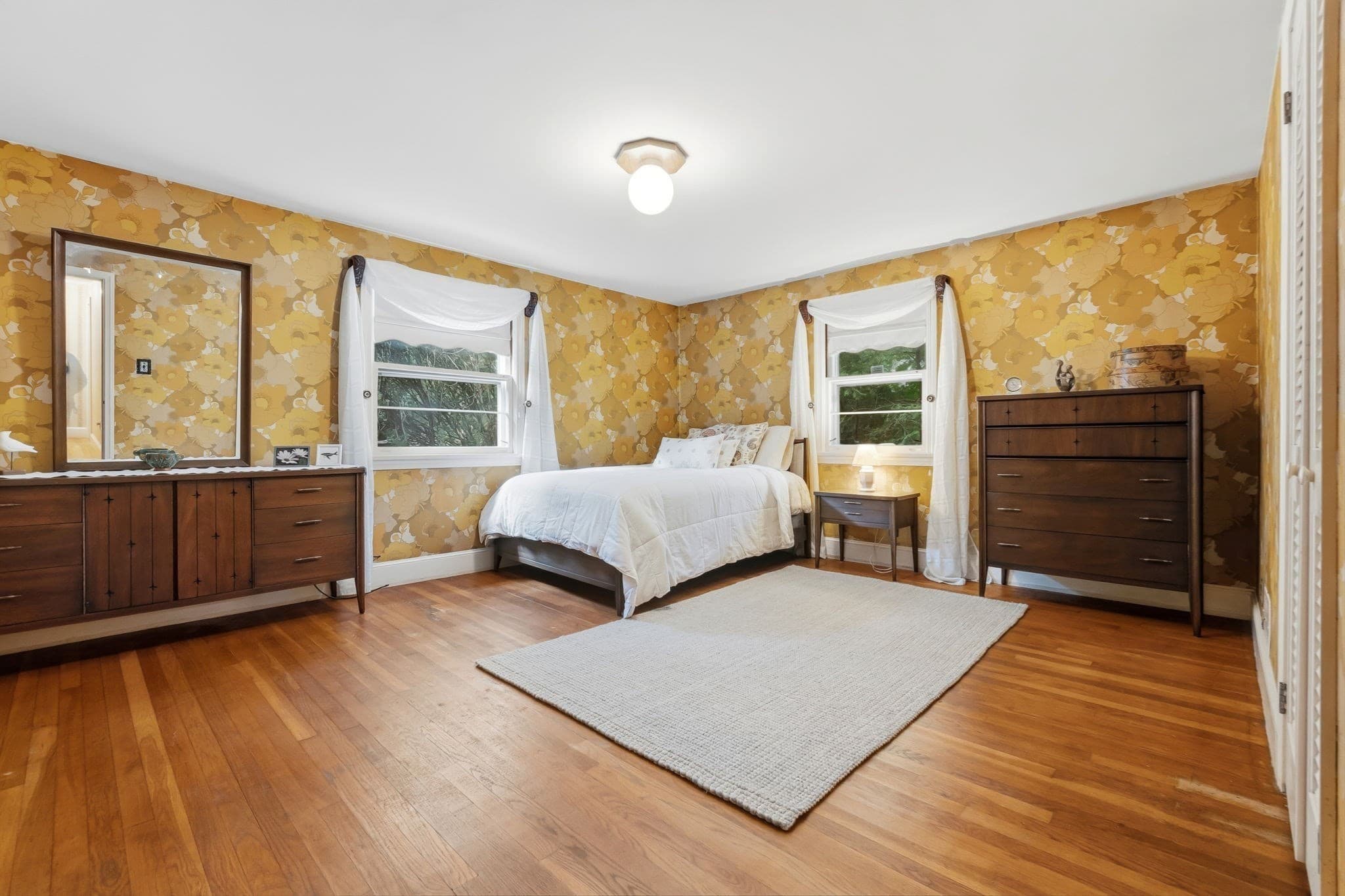 Single Family Residence at 32 Neptune Street, Beverly MA 01915, Beverly, photo 24 of 38