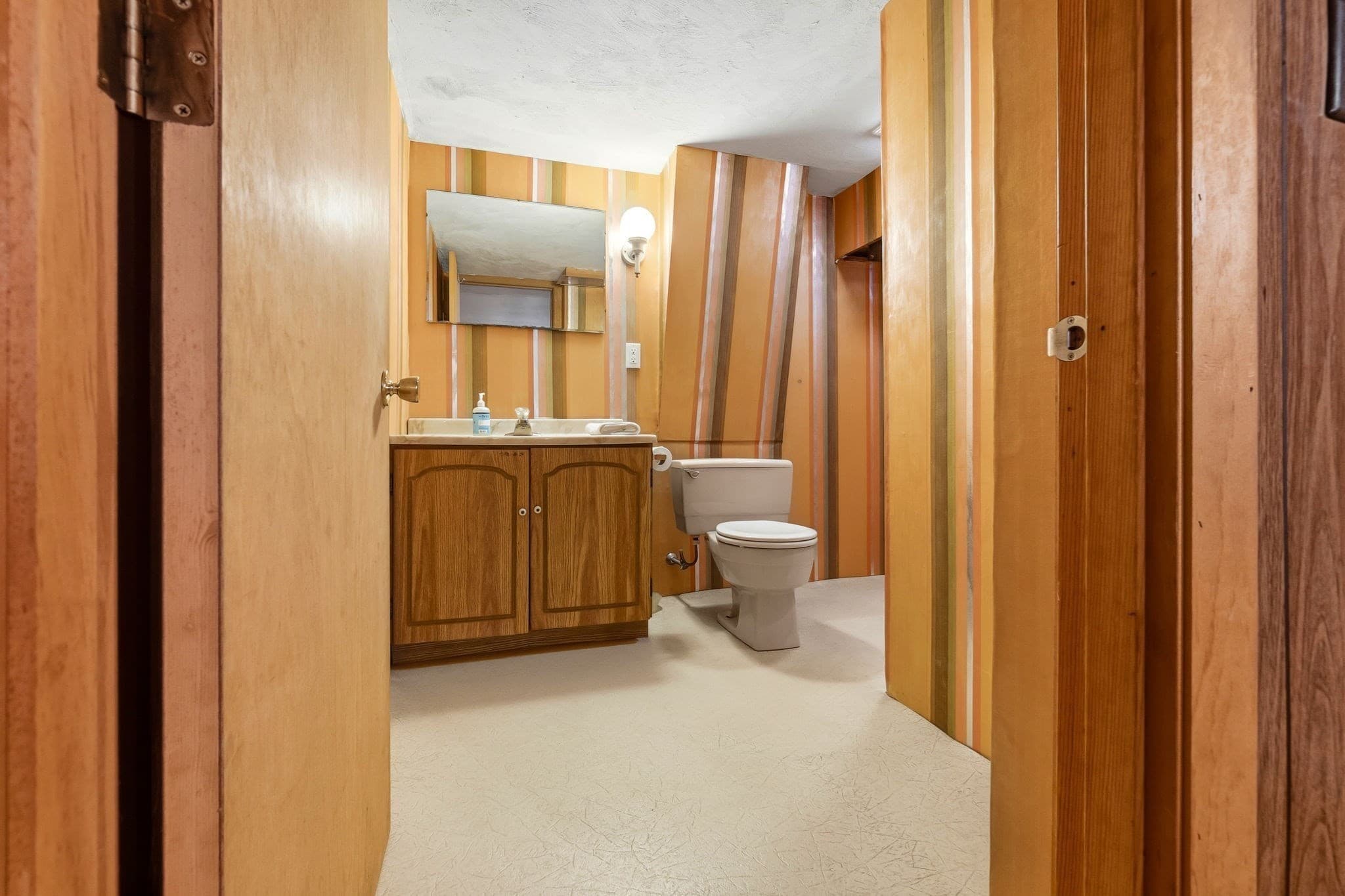 Single Family Residence at 32 Neptune Street, Beverly MA 01915, Beverly, photo 29 of 38