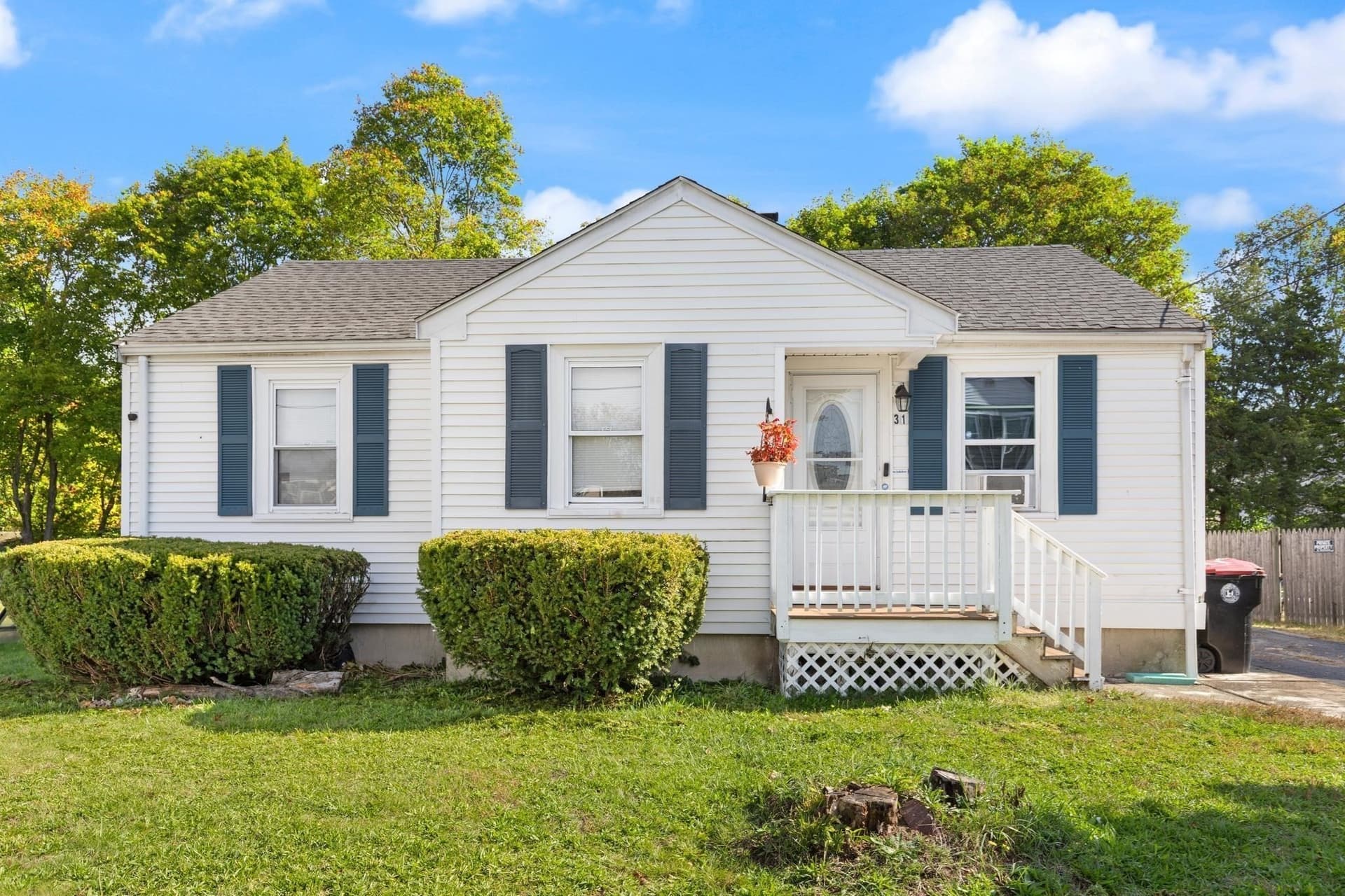 31 Hope Street, Brockton MA 02302