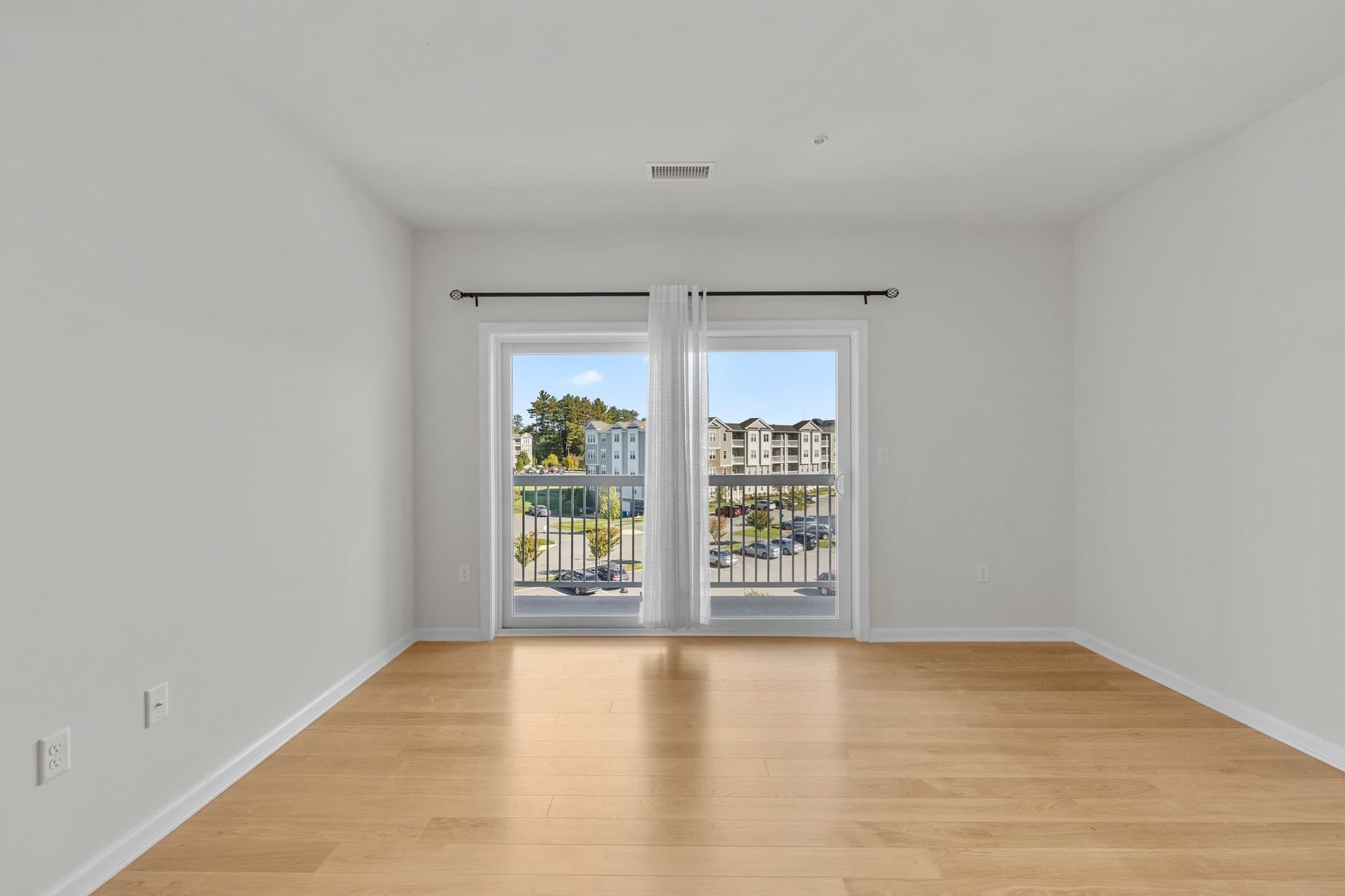 Condominium at 260 Martins Landing # 402, North Reading MA 01864, North Reading, photo 2 of 22