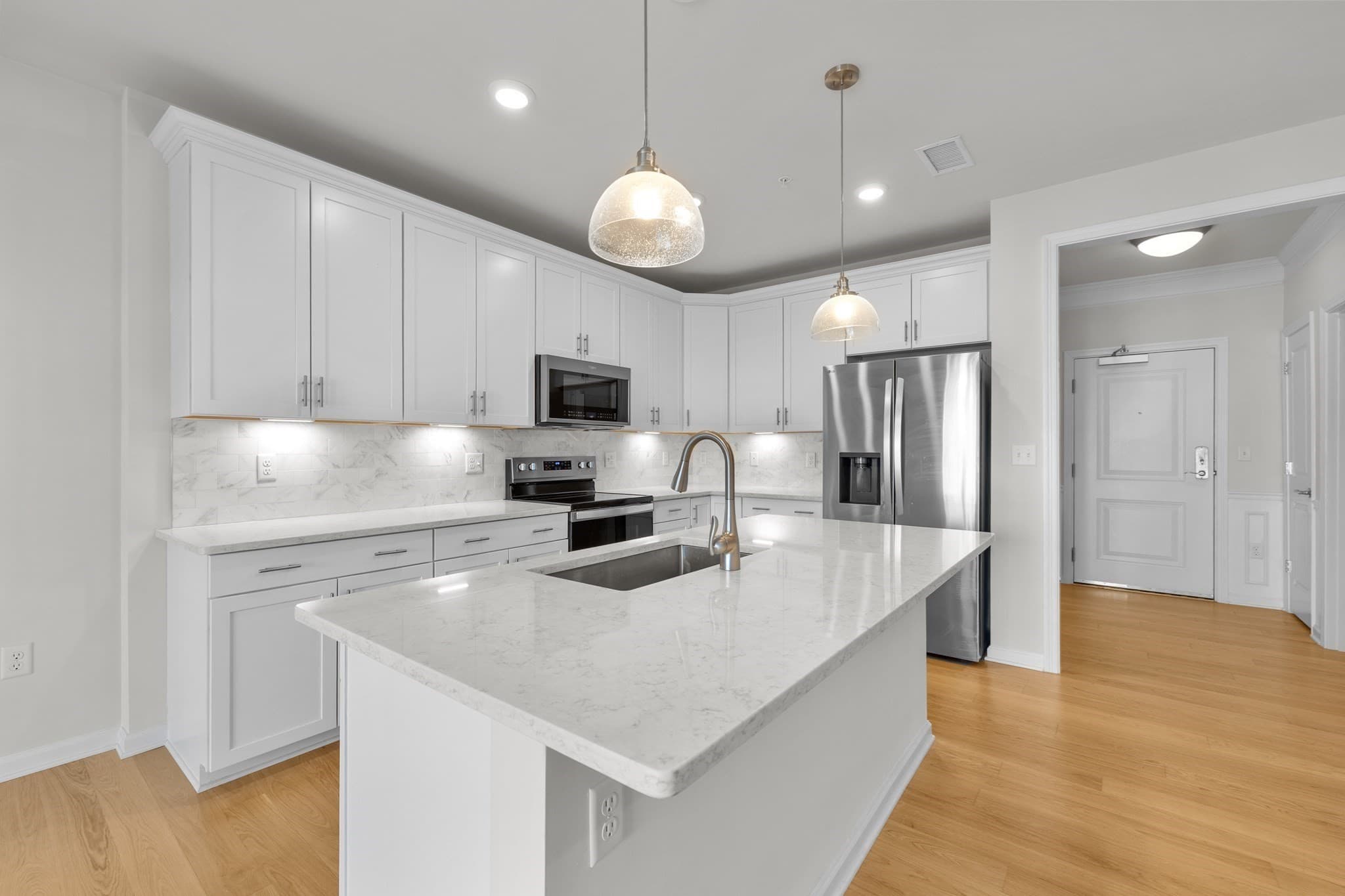 Condominium at 260 Martins Landing # 402, North Reading MA 01864, North Reading, photo 9 of 22