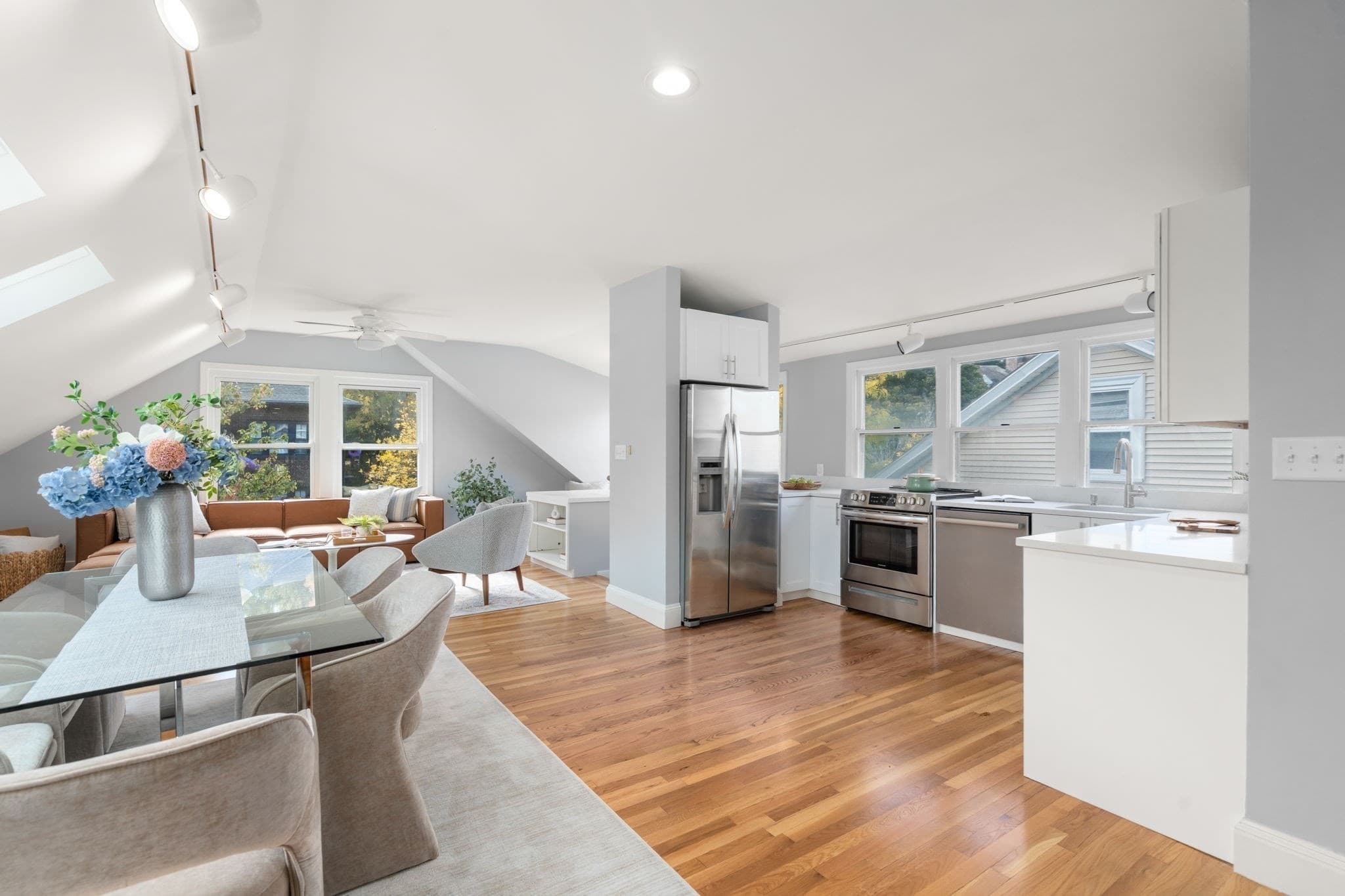Condominium at 146 University Rd # 146, Brookline MA 02445, Brookline, photo 2 of 28