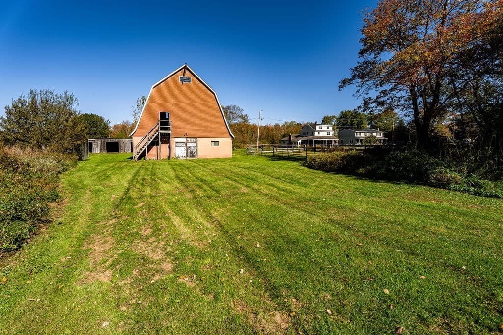 Single Family Residence at 25 Lamoureux Blvd, North Smithfield RI 02896, photo 34 of 42