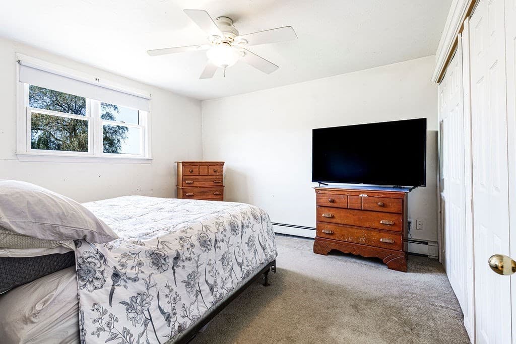 Single Family Residence at 25 Lamoureux Blvd, North Smithfield RI 02896, photo 25 of 42