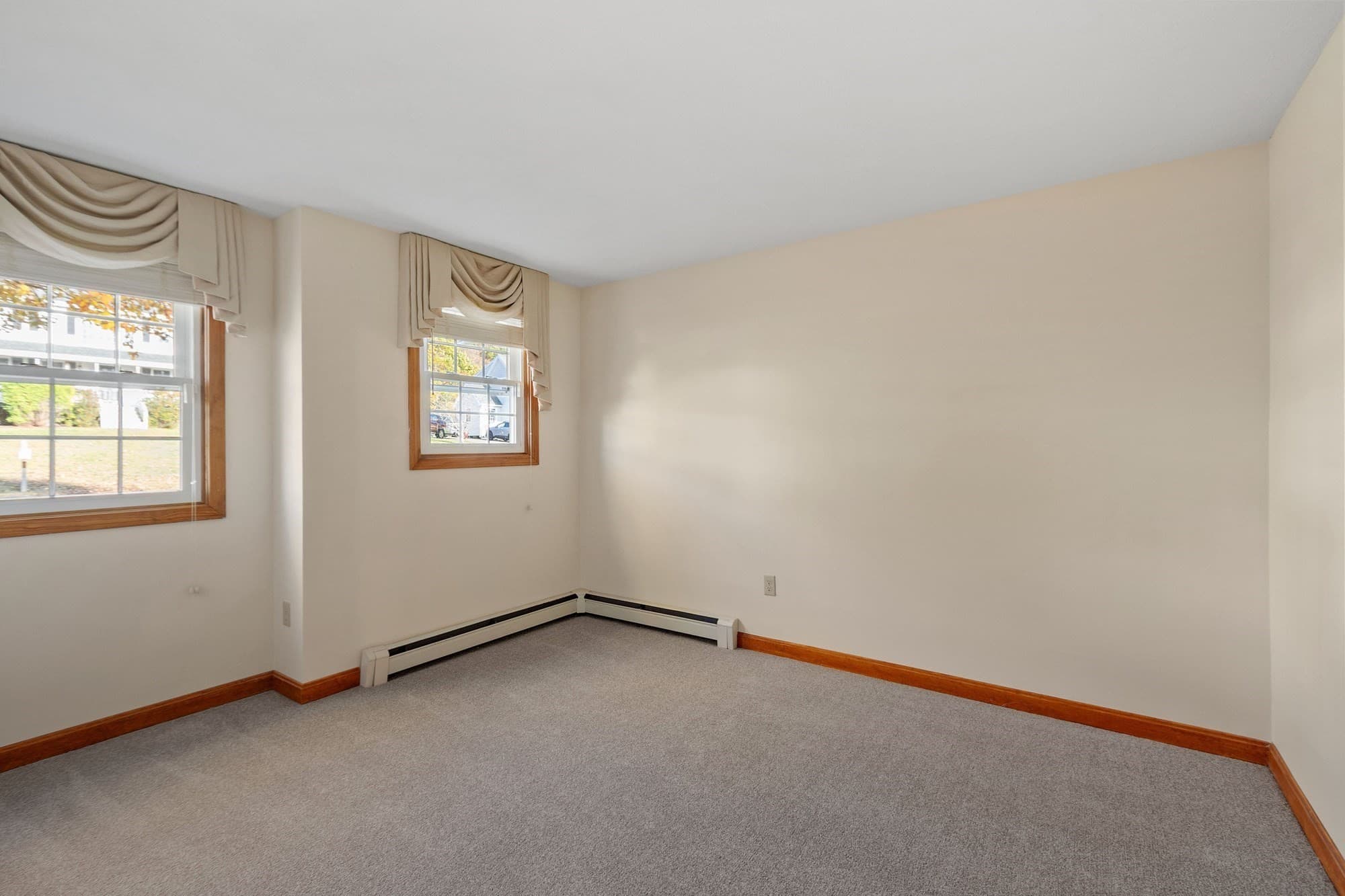 Single Family Residence at 122 Century Way, Gardner MA 01440, photo 20 of 42