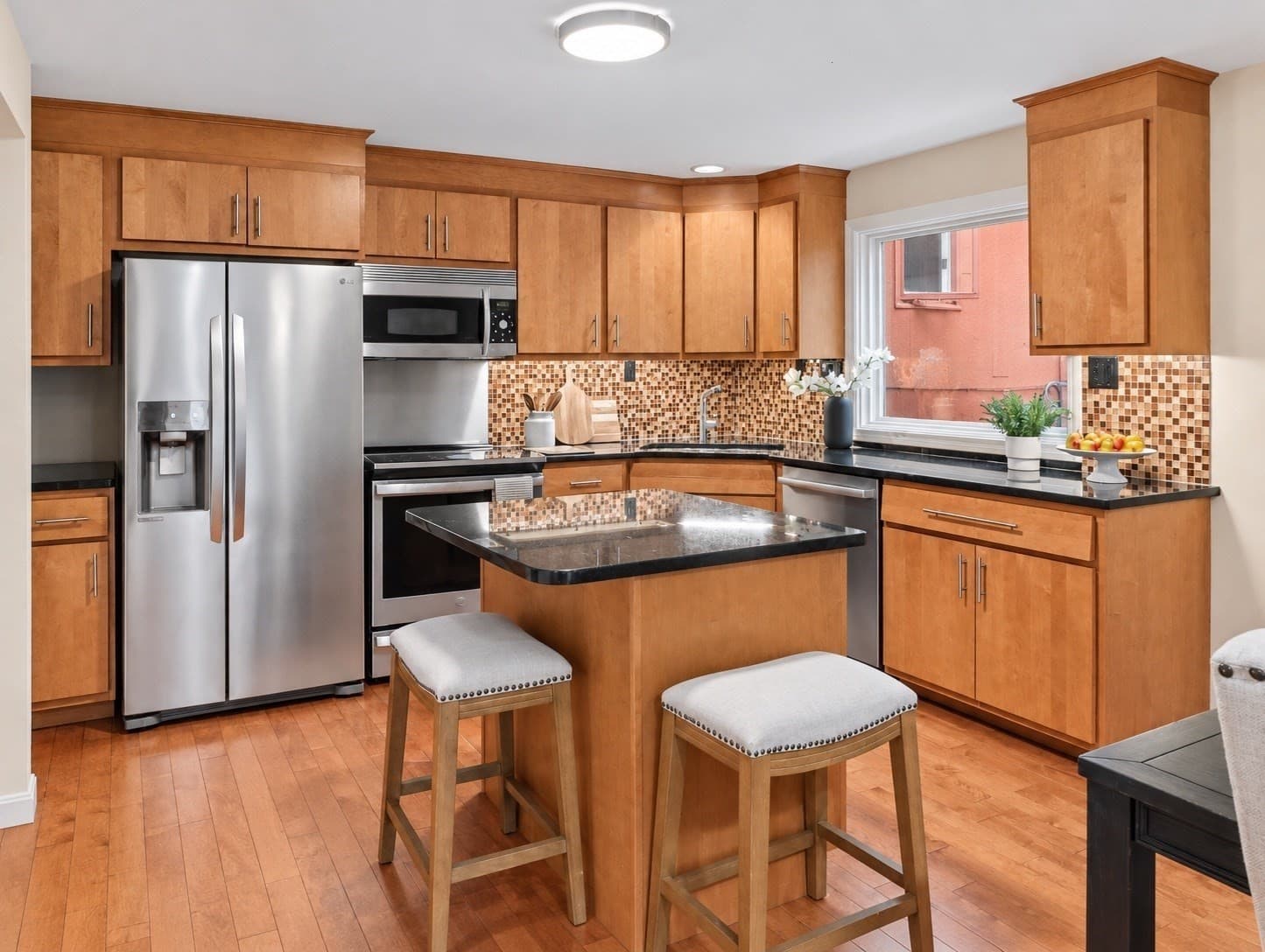 Single Family Residence at 9 Running Stream Rd, Rehoboth MA 02769, Rehoboth, photo 5 of 42