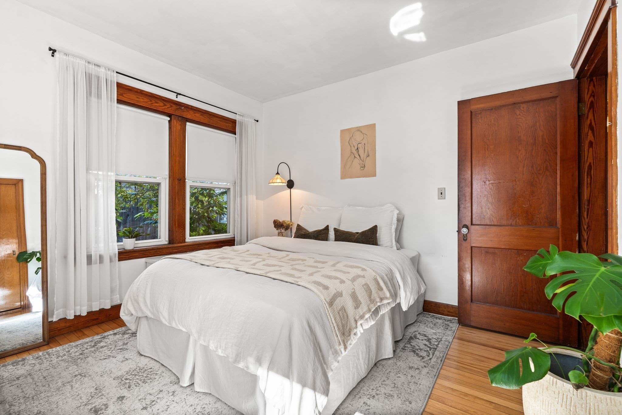 Single Family Residence at 6 Hartford Ave W, Uxbridge MA 01569, photo 13 of 40