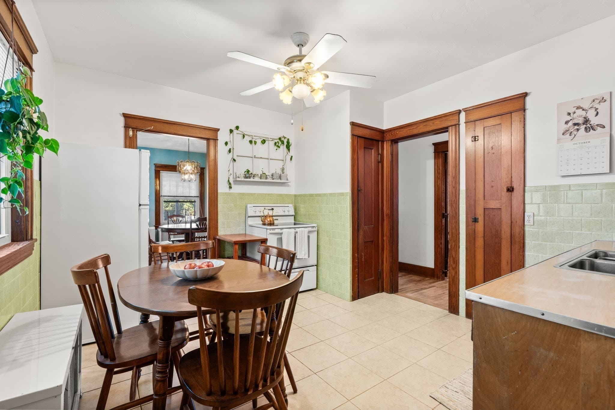 Single Family Residence at 6 Hartford Ave W, Uxbridge MA 01569, photo 22 of 40