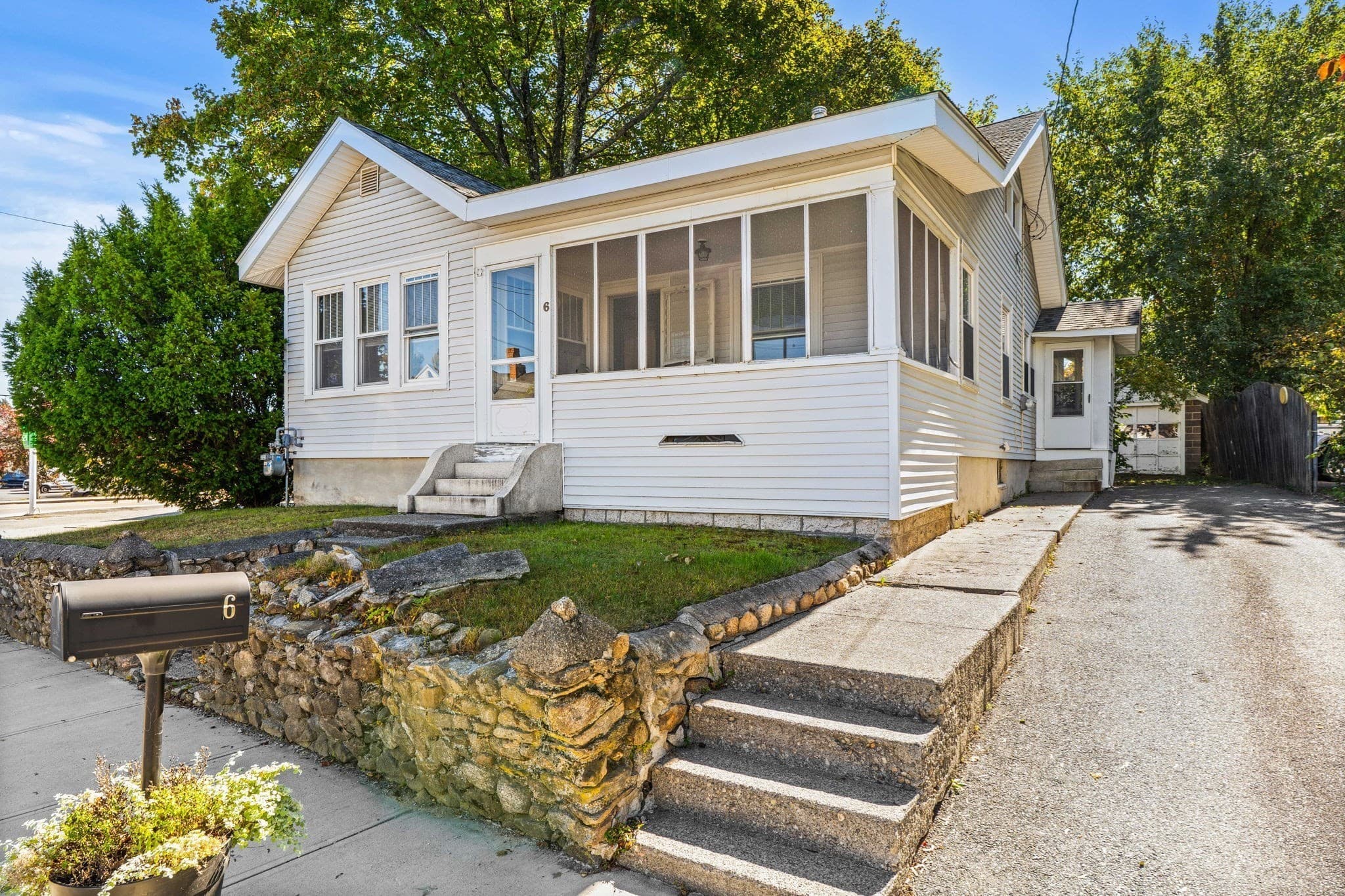 Single Family Residence at 6 Hartford Ave W, Uxbridge MA 01569, photo 35 of 40