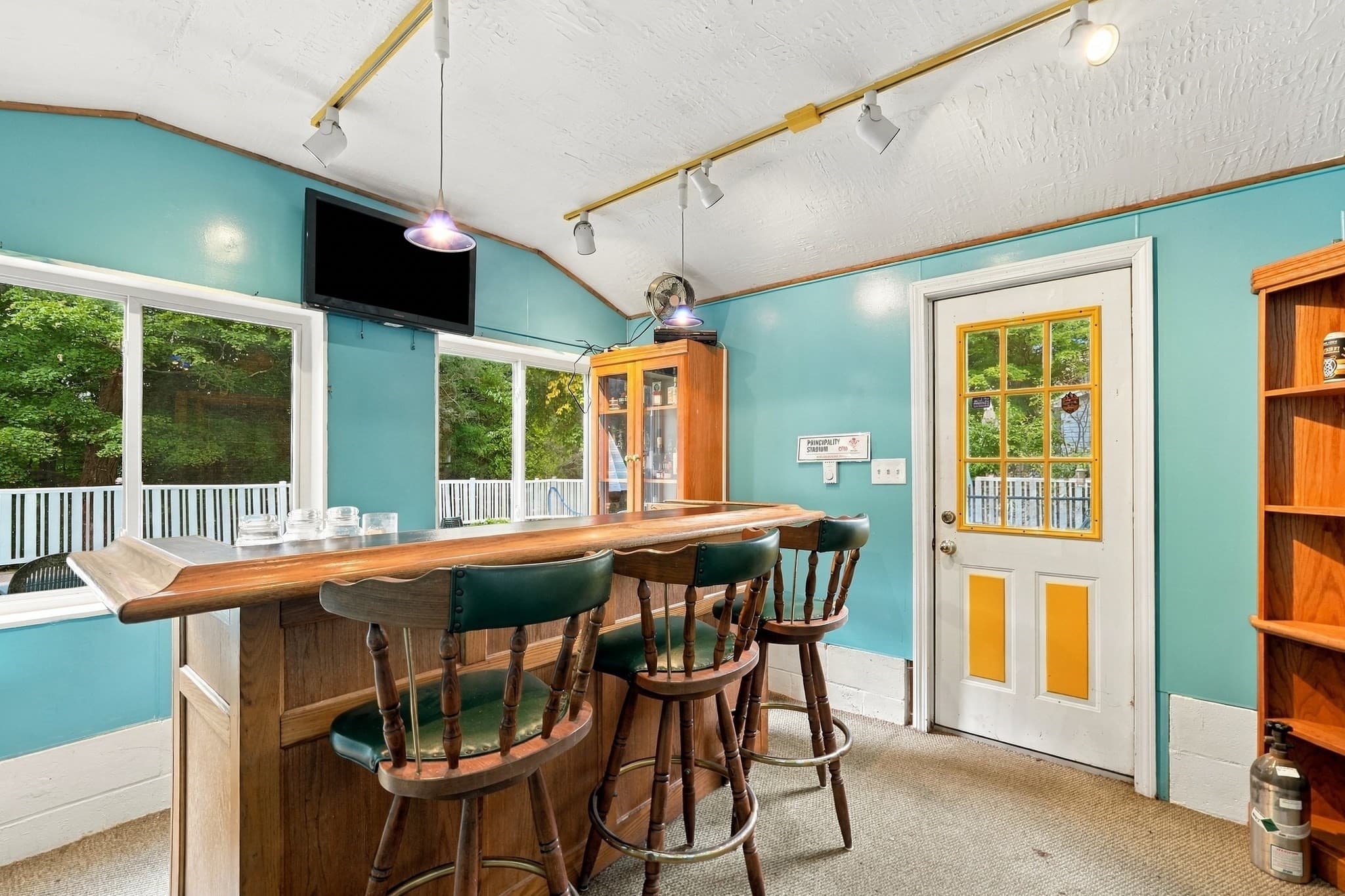 Single Family Residence at 27 Old Meetinghouse Road, Auburn MA 01501, photo 25 of 36