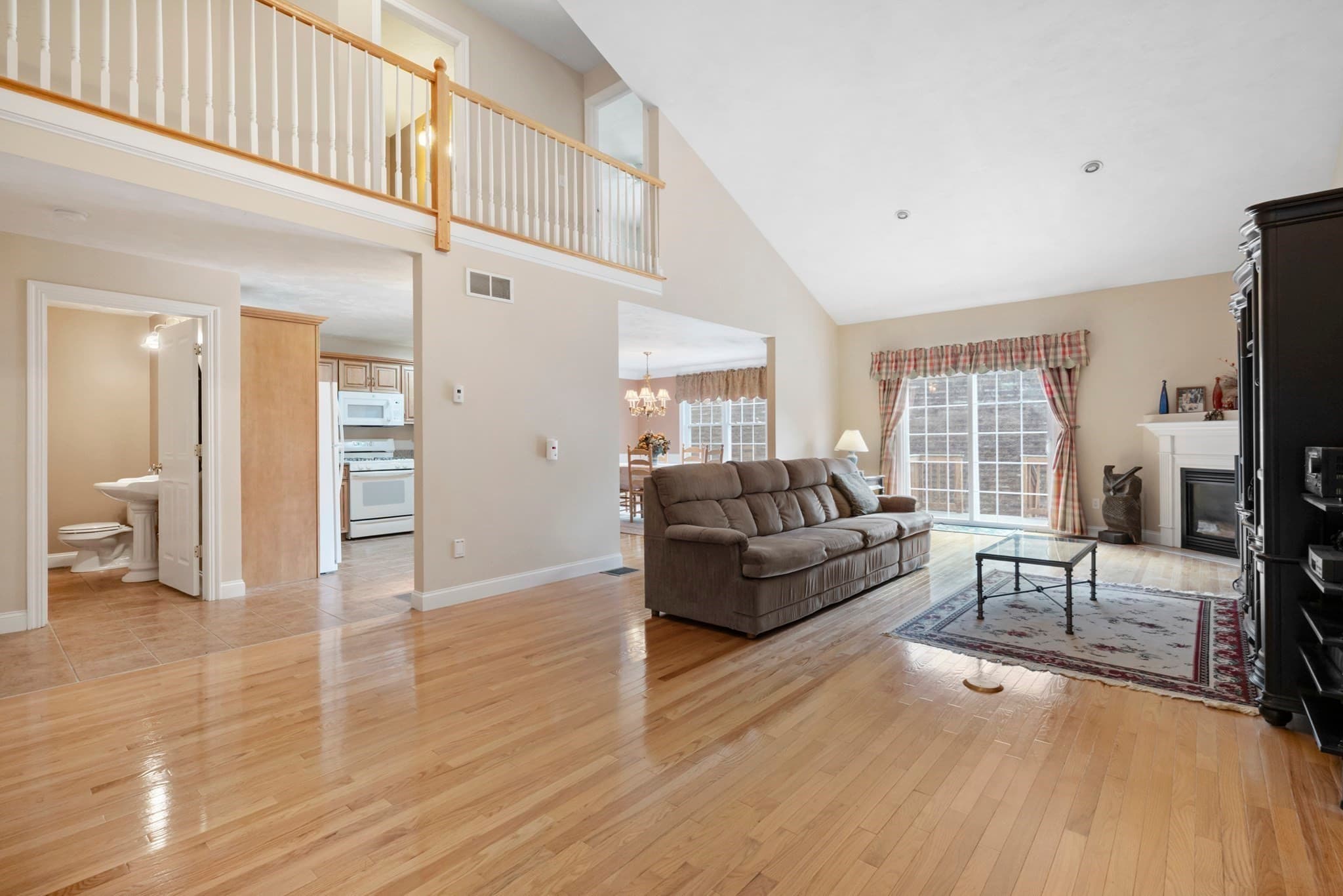 Condominium at 23 Horne Way # 23, Millbury MA 01527, photo 6 of 36