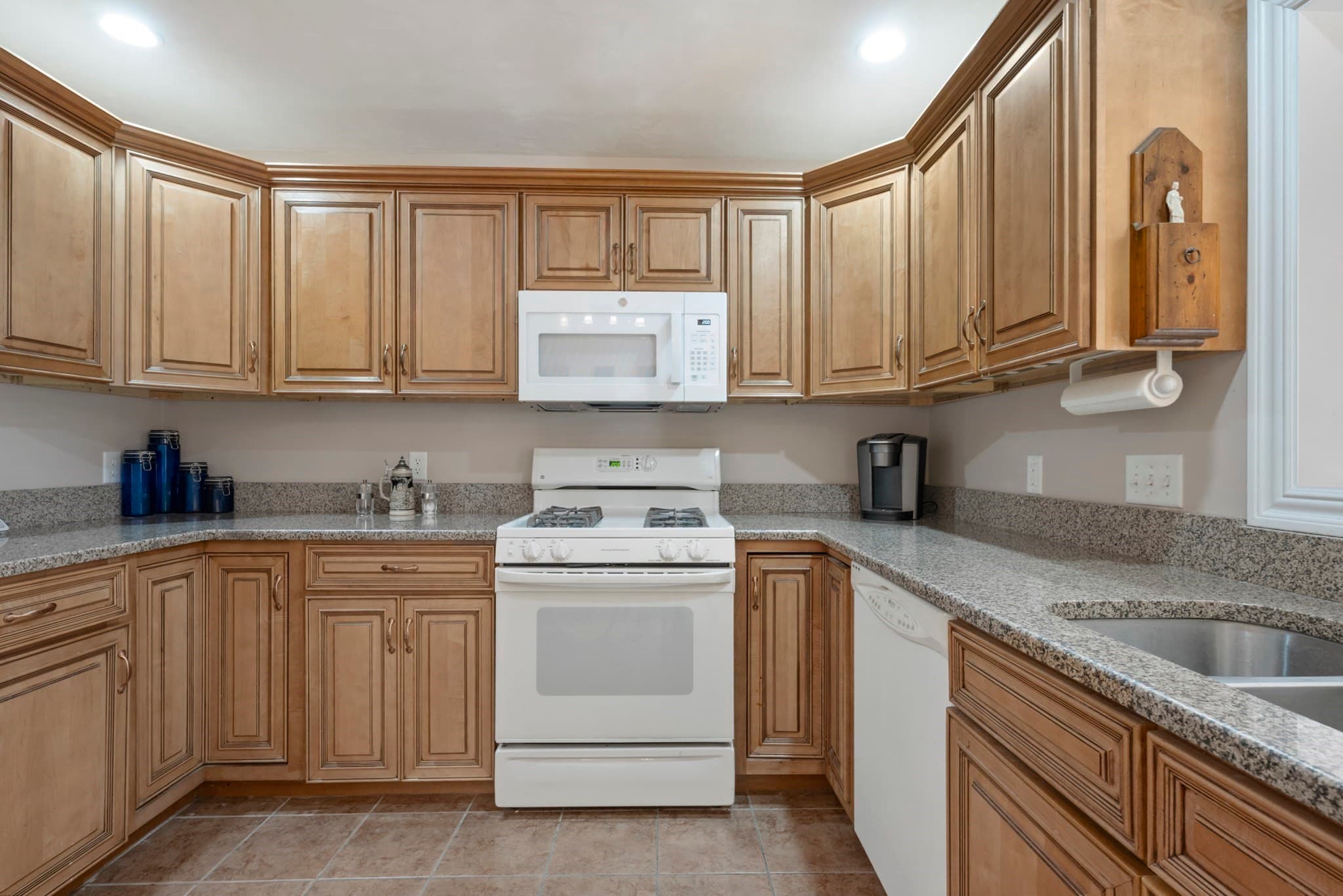 Condominium at 23 Horne Way # 23, Millbury MA 01527, photo 16 of 36