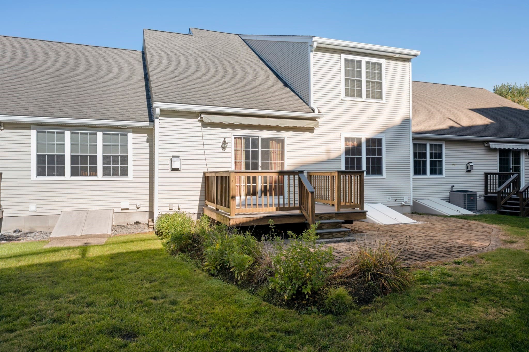 Condominium at 23 Horne Way # 23, Millbury MA 01527, photo 3 of 36