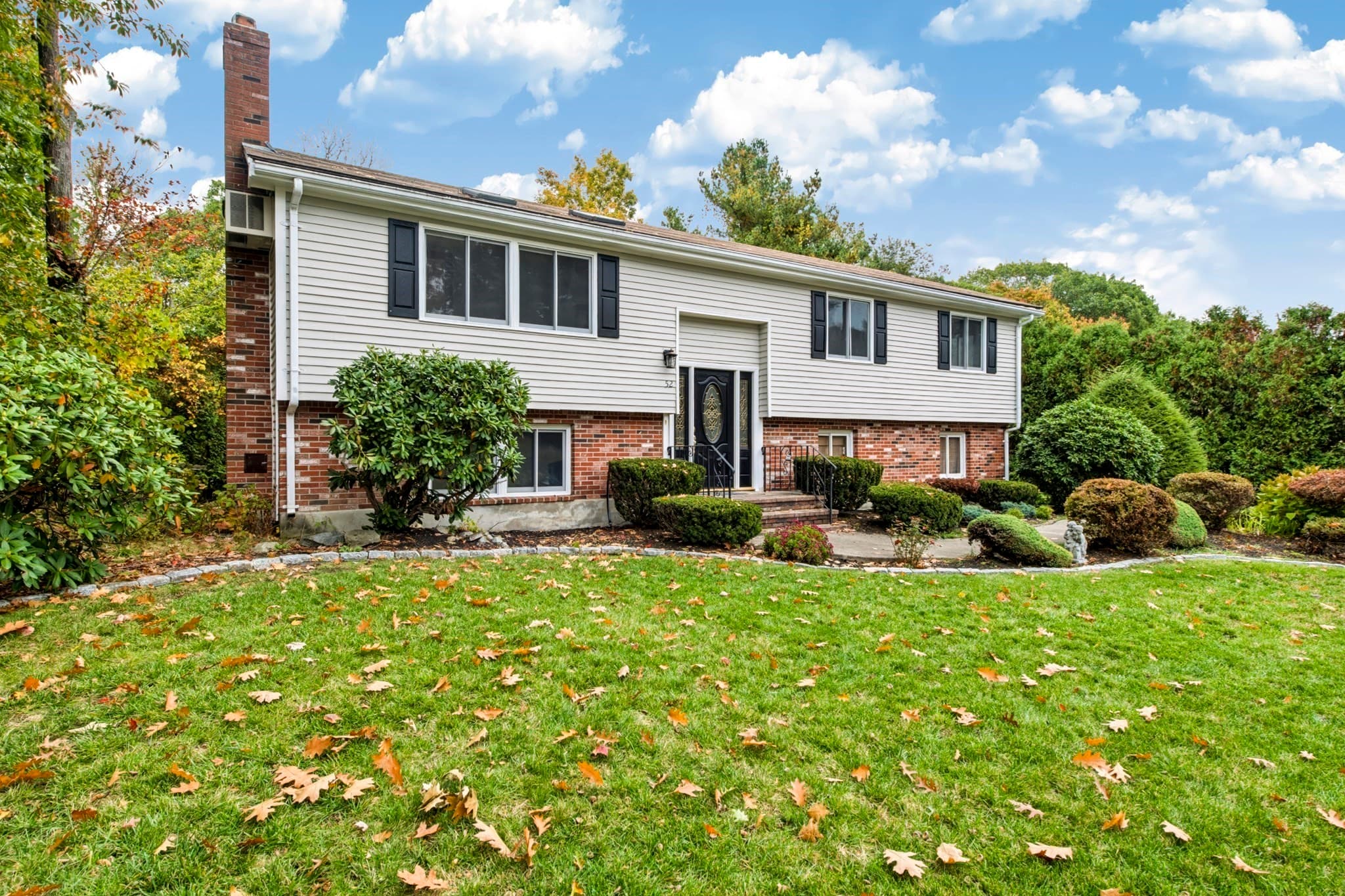 Single Family Residence at 52 Tanglewood Dr, Stoughton MA 02072, Stoughton, photo 2 of 22