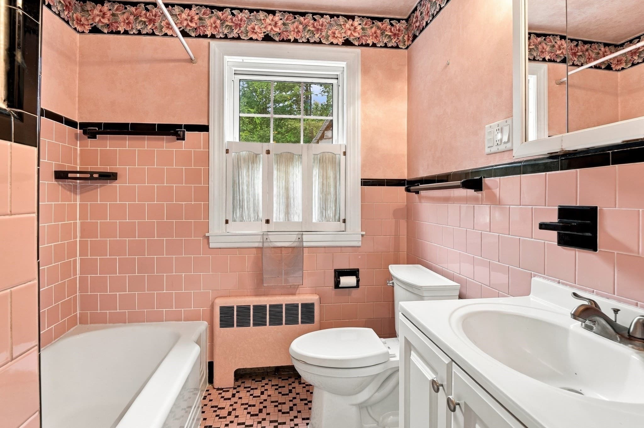 Single Family Residence at 153 Boylston Street, Shrewsbury MA 01545, Shrewsbury, photo 12 of 30