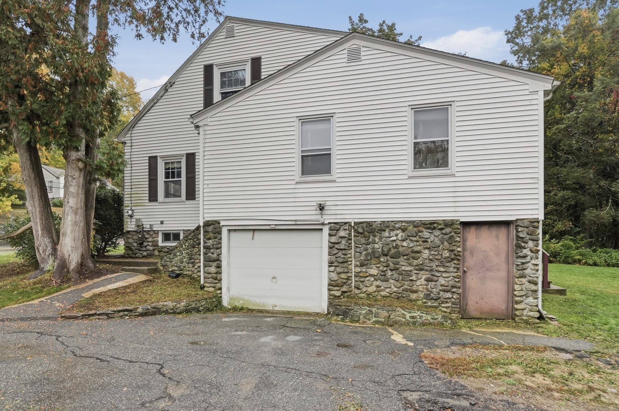 Single Family Residence at 153 Boylston Street, Shrewsbury MA 01545, Shrewsbury, photo 29 of 30