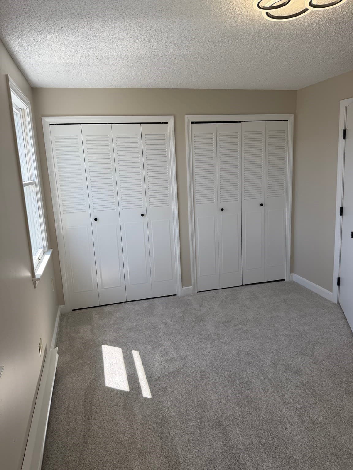Condominium at 23 Victoria Heights Rd # 23, Boston MA 02136, Boston, photo 13 of 21