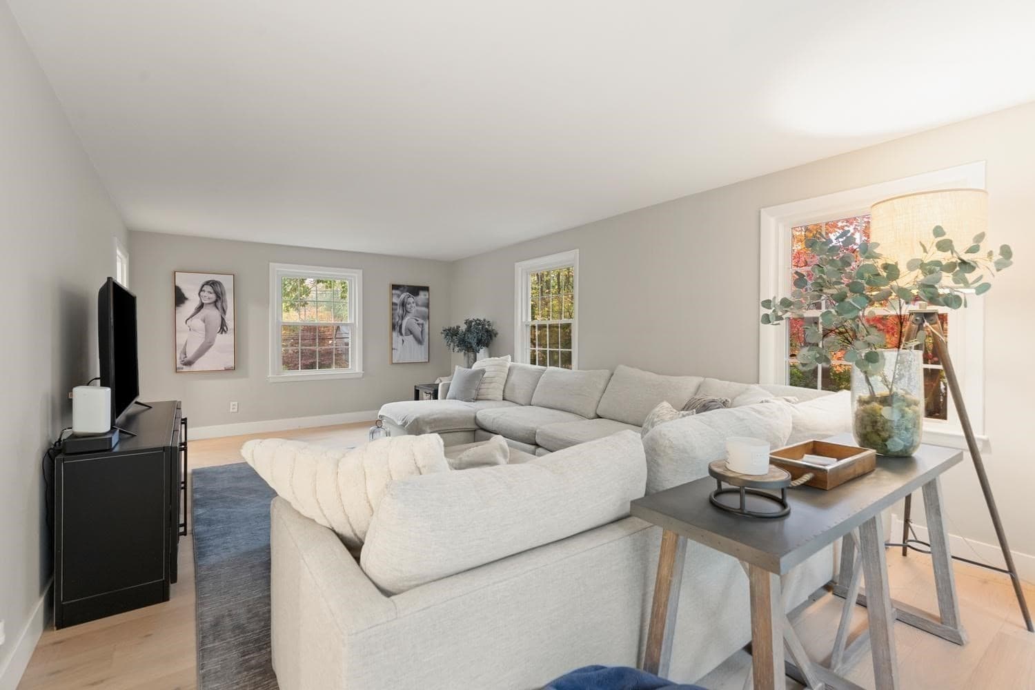 Single Family Residence at 124 Hillside Rd, North Andover MA 01845, photo 16 of 37