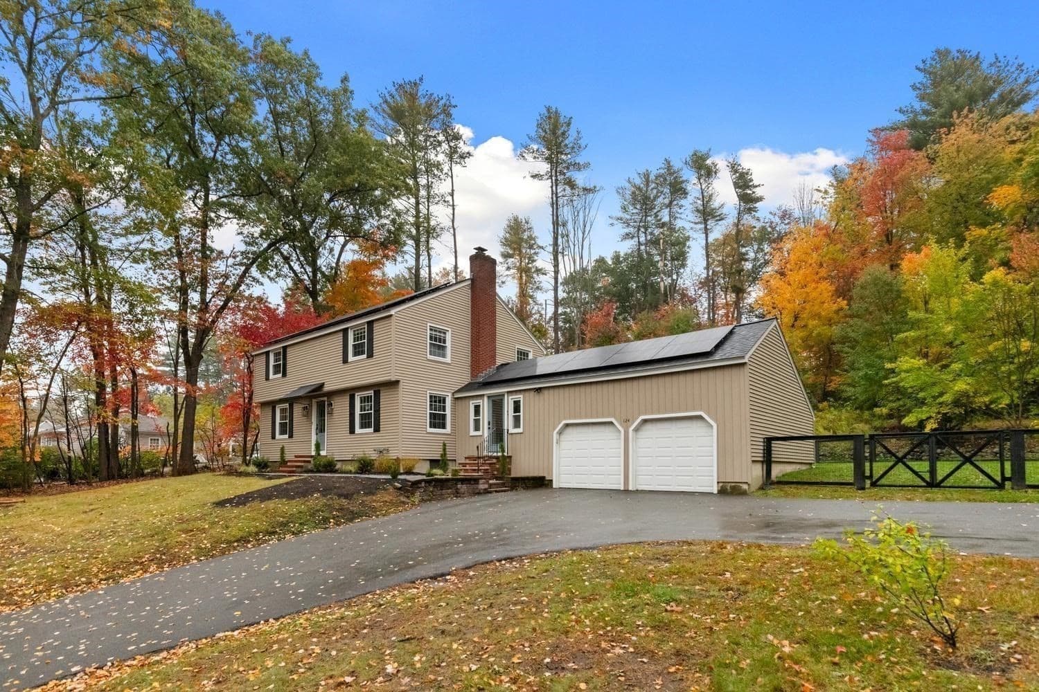 Single Family Residence at 124 Hillside Rd, North Andover MA 01845, photo 33 of 37