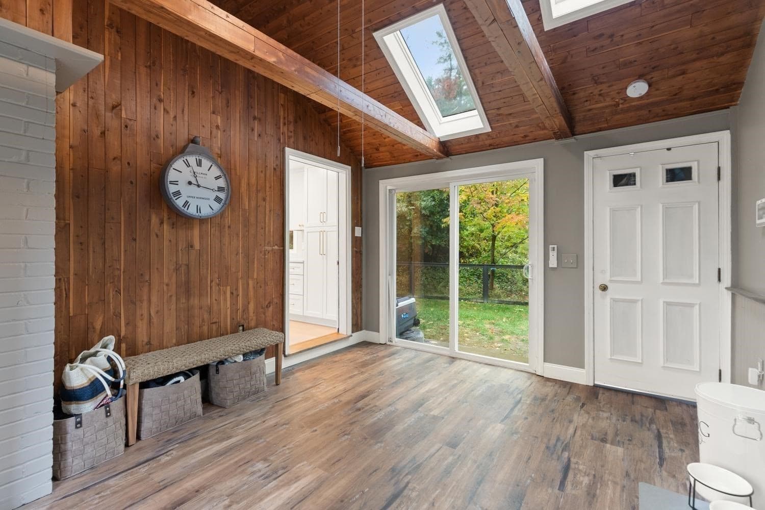 Single Family Residence at 124 Hillside Rd, North Andover MA 01845, photo 18 of 37