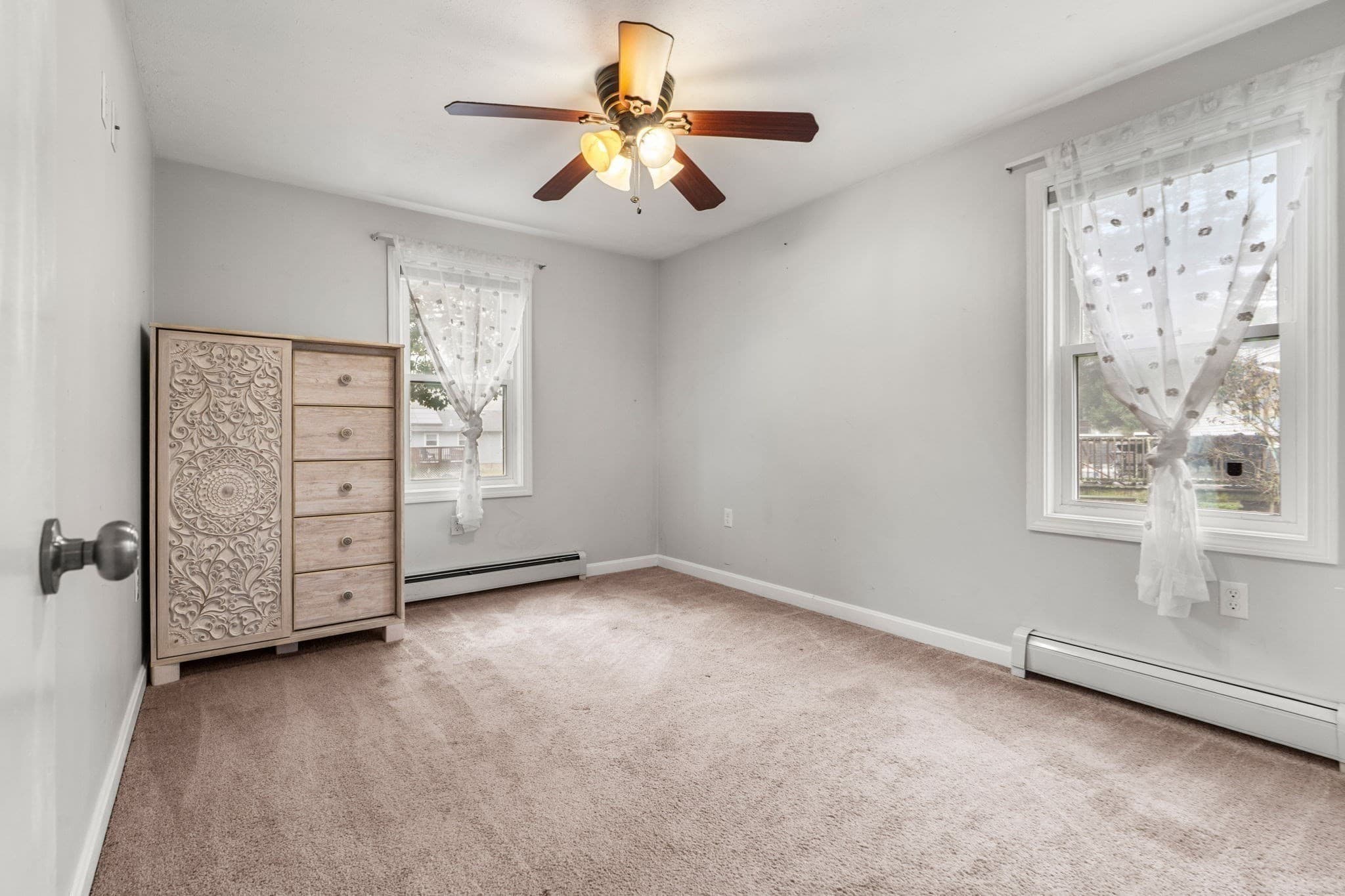 Single Family Residence at 17 1/2 West Winkley St, Amesbury MA 01913, photo 16 of 31