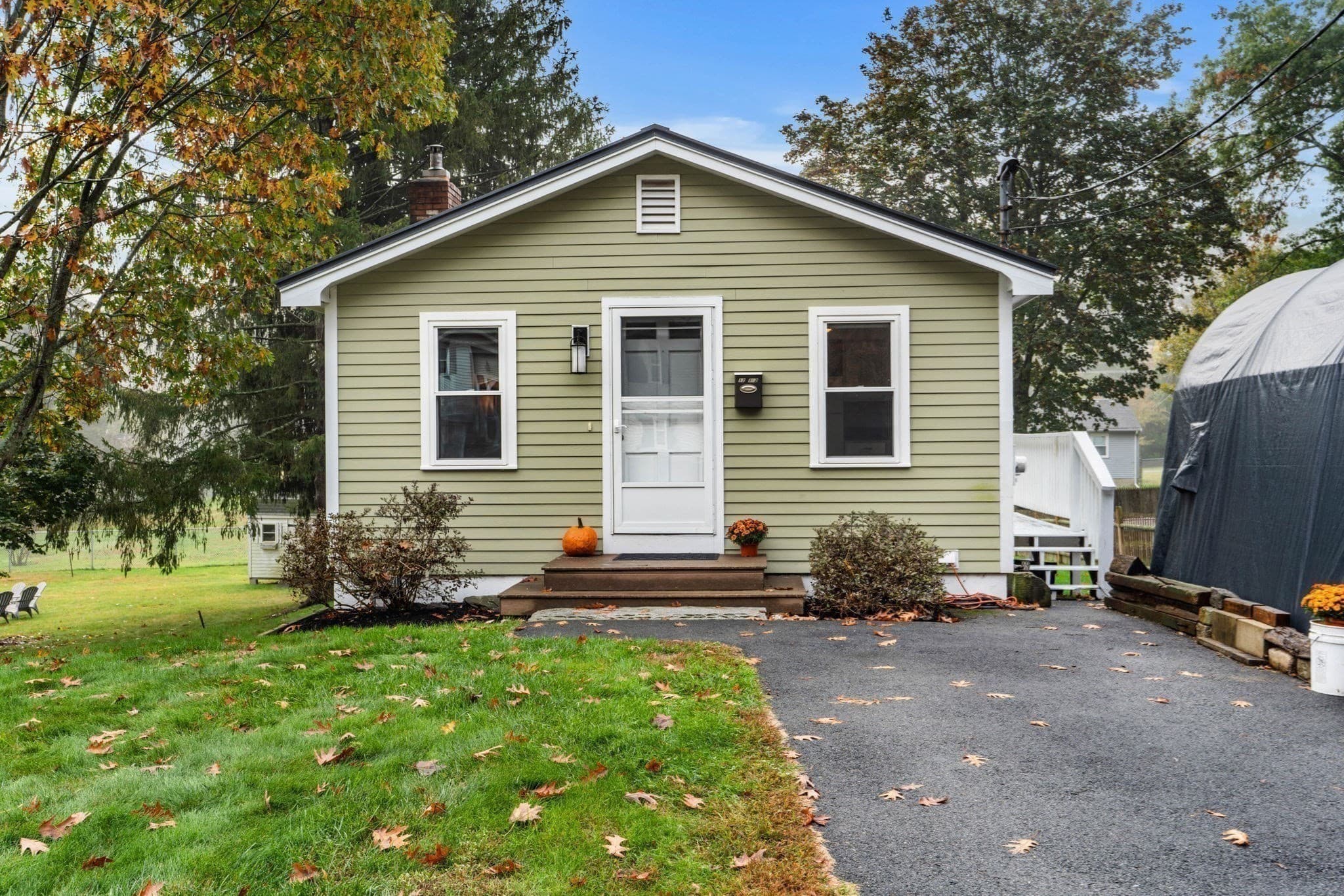 Single Family Residence at 17 1/2 West Winkley St, Amesbury MA 01913, photo 22 of 31
