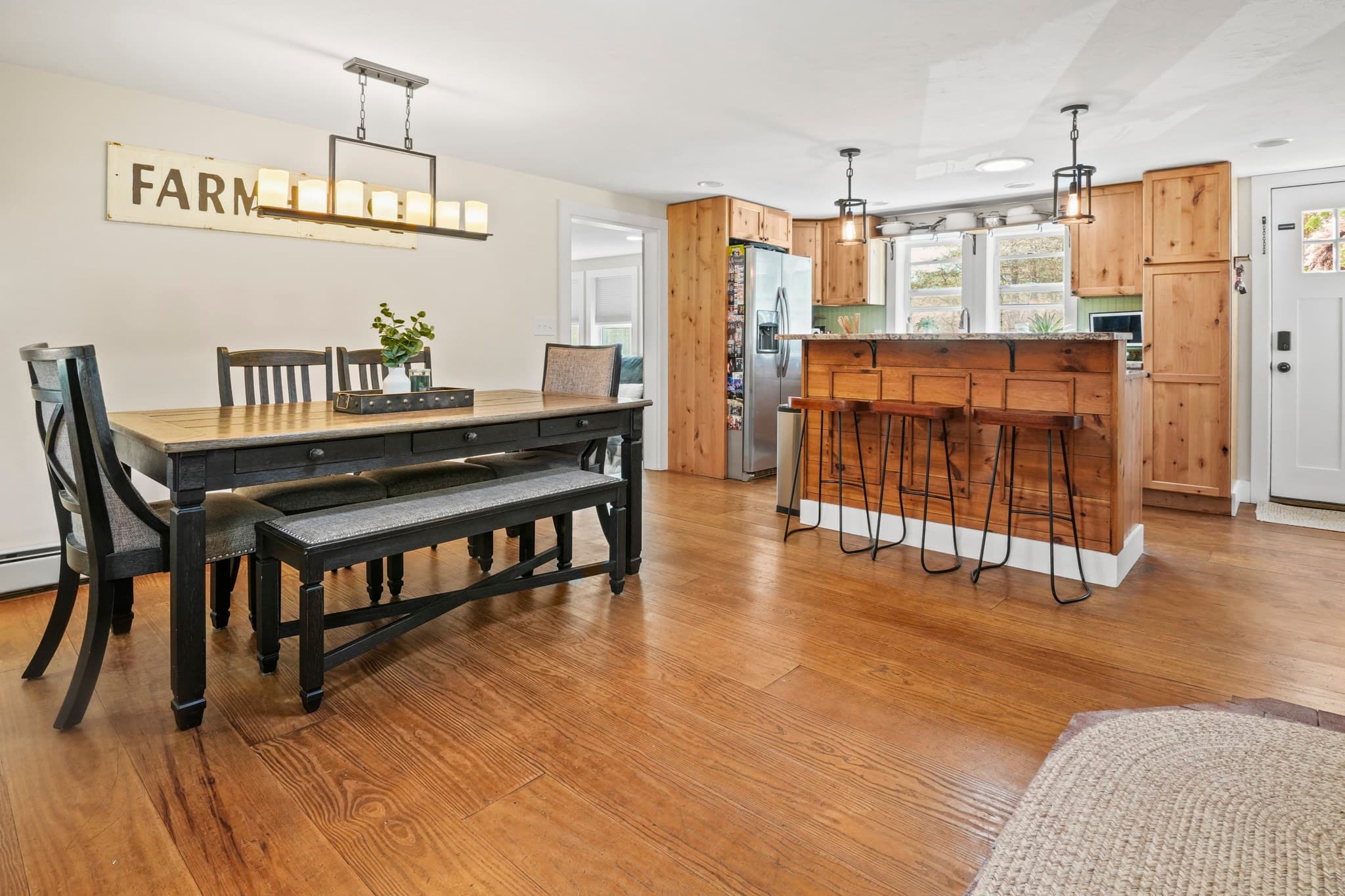 Single Family Residence at 44 Little Alum Road, Brimfield MA 01010, photo 2 of 30