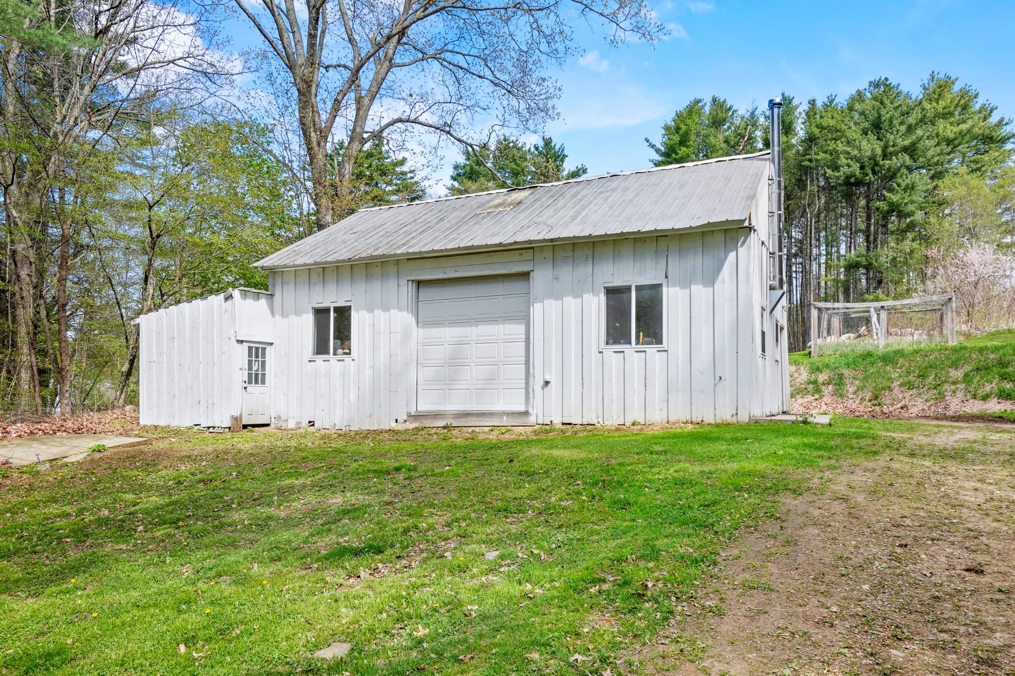 Single Family Residence at 44 Little Alum Road, Brimfield MA 01010, photo 29 of 30