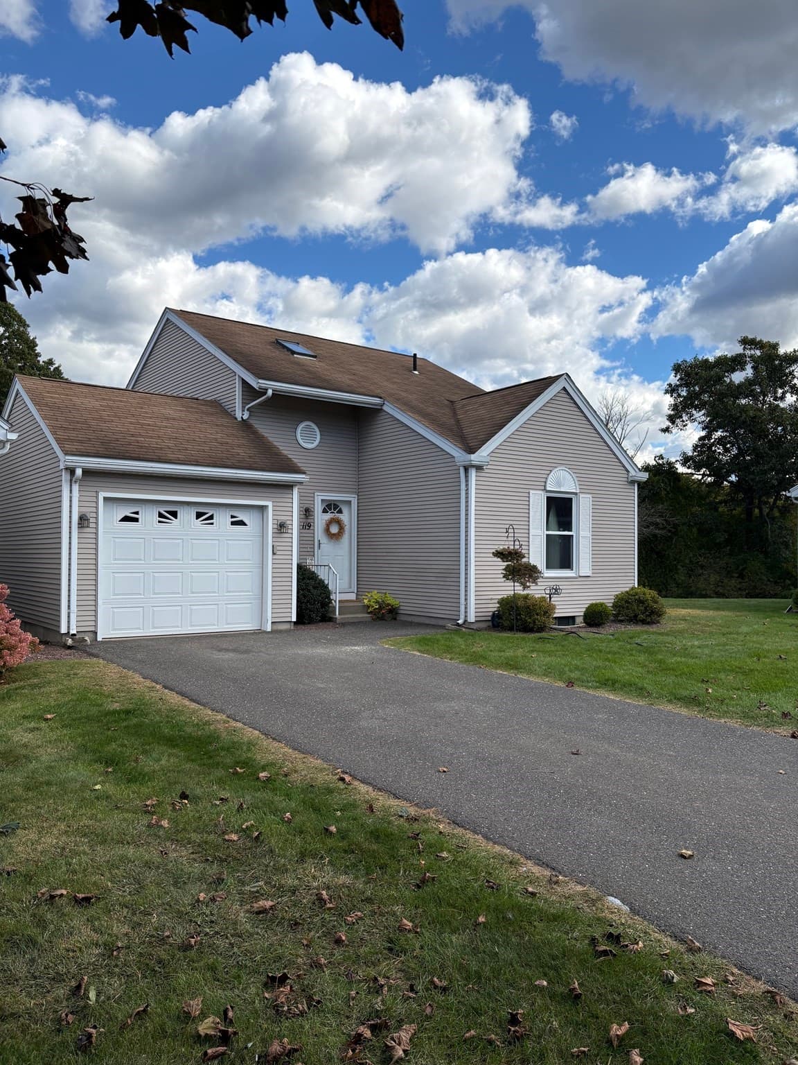 119 Alvord Pl # 119, South Hadley MA 01075