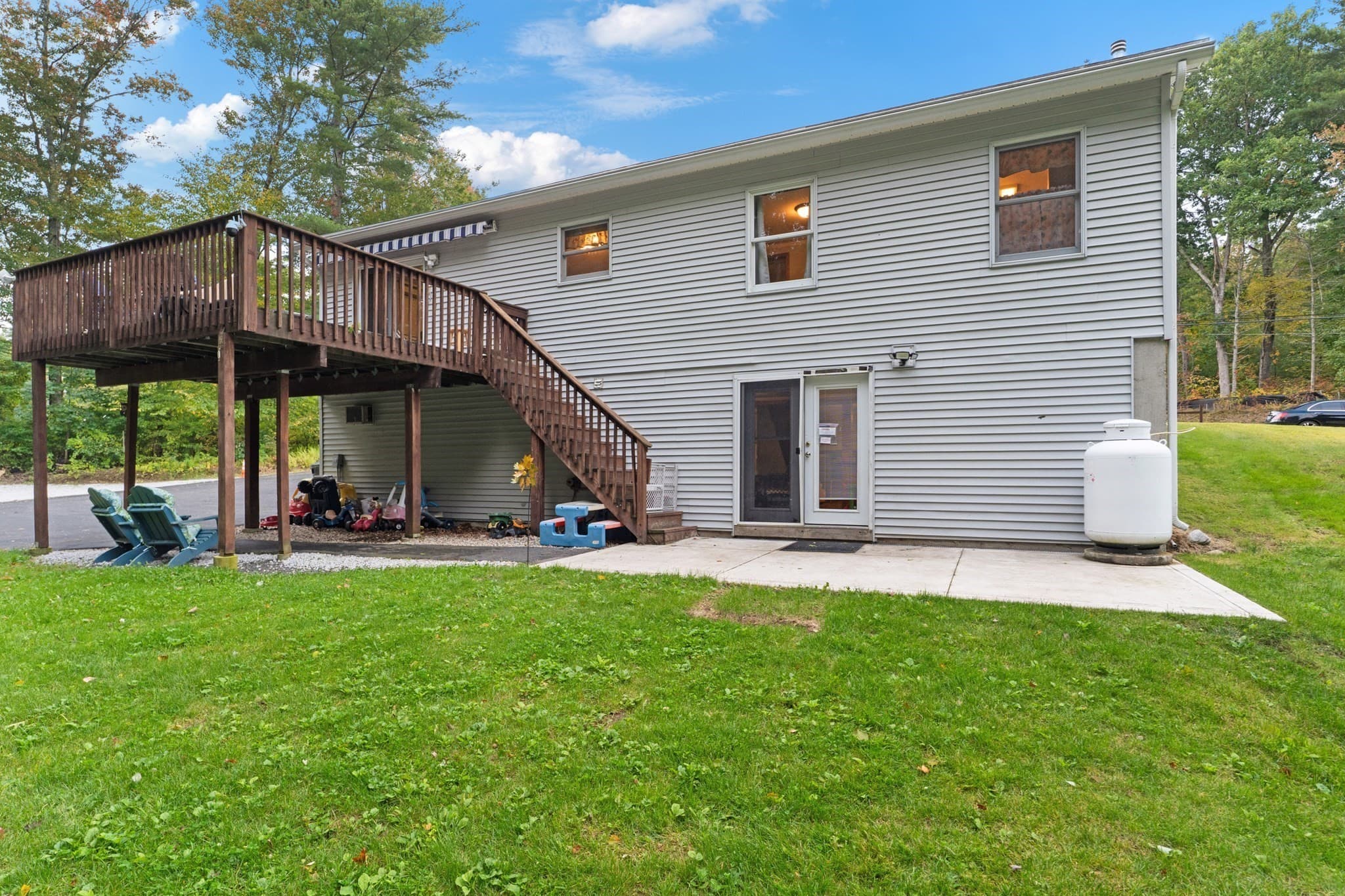 Single Family Residence at 174 Monson Turnpike Rd, Ware MA 01082, photo 7 of 12