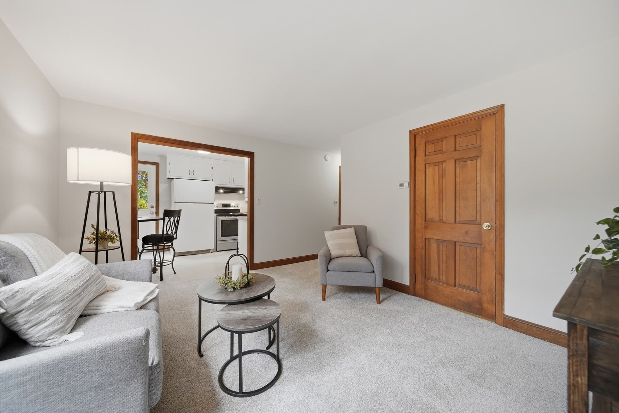 Single Family Residence at 401 Longley Rd, Groton MA 01450, photo 9 of 42
