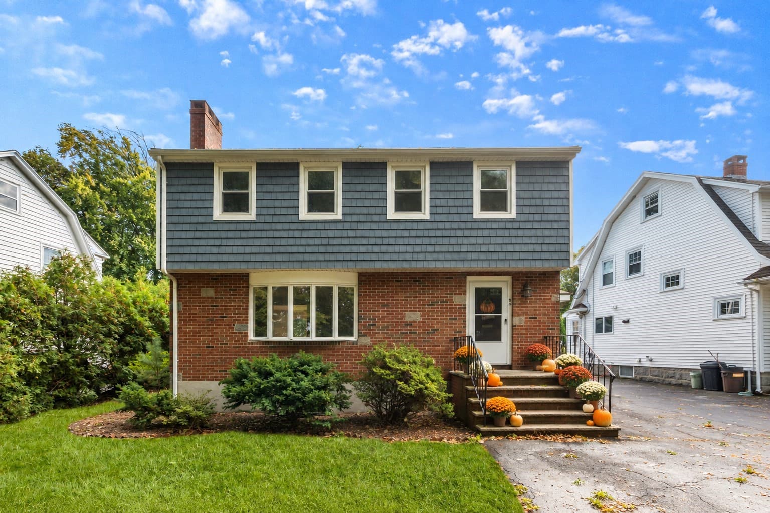 54 Furnace Brook Pkwy, Quincy MA 02169