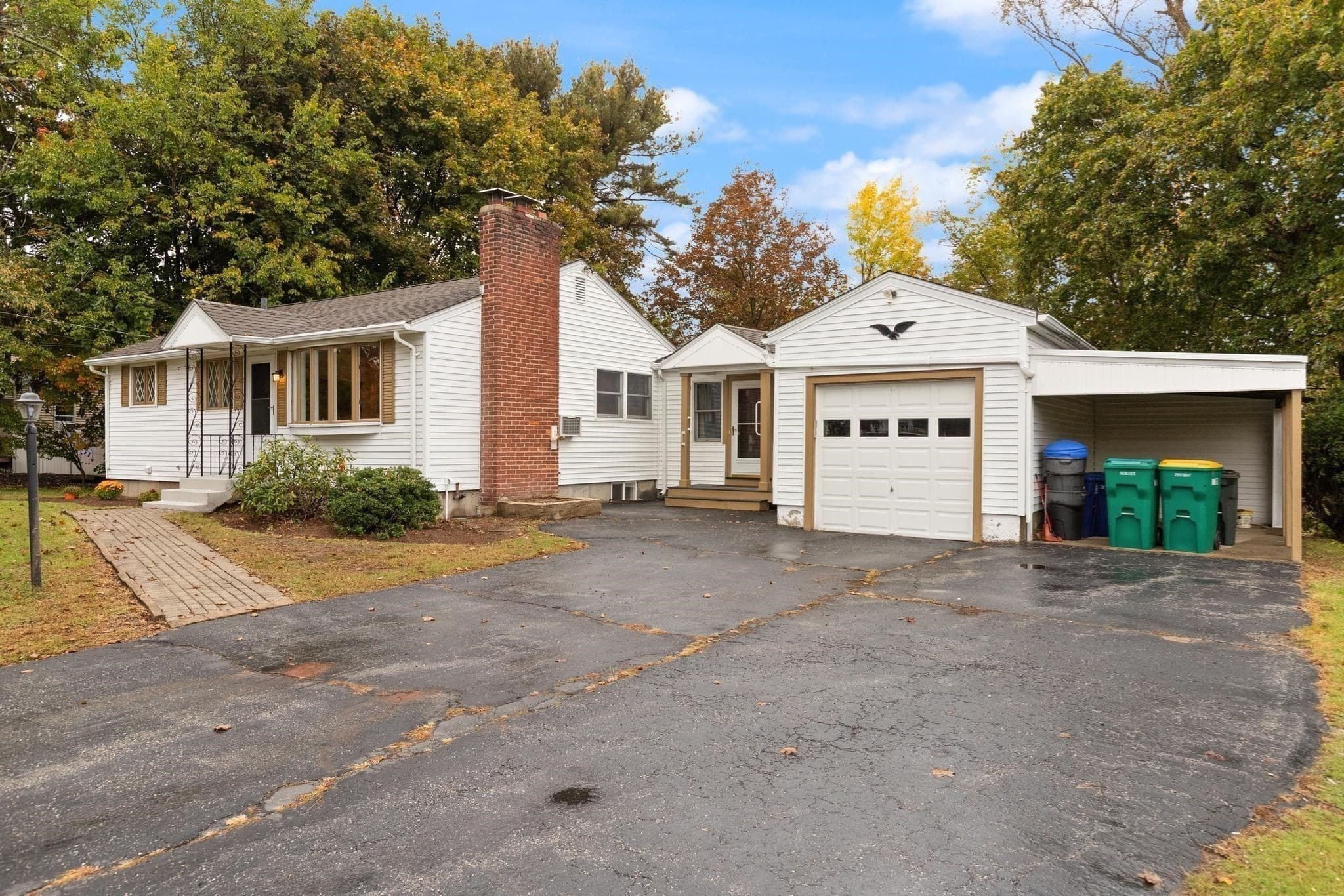 Single Family Residence at 48 Marlboro Road, Woburn MA 01801, photo 6 of 40