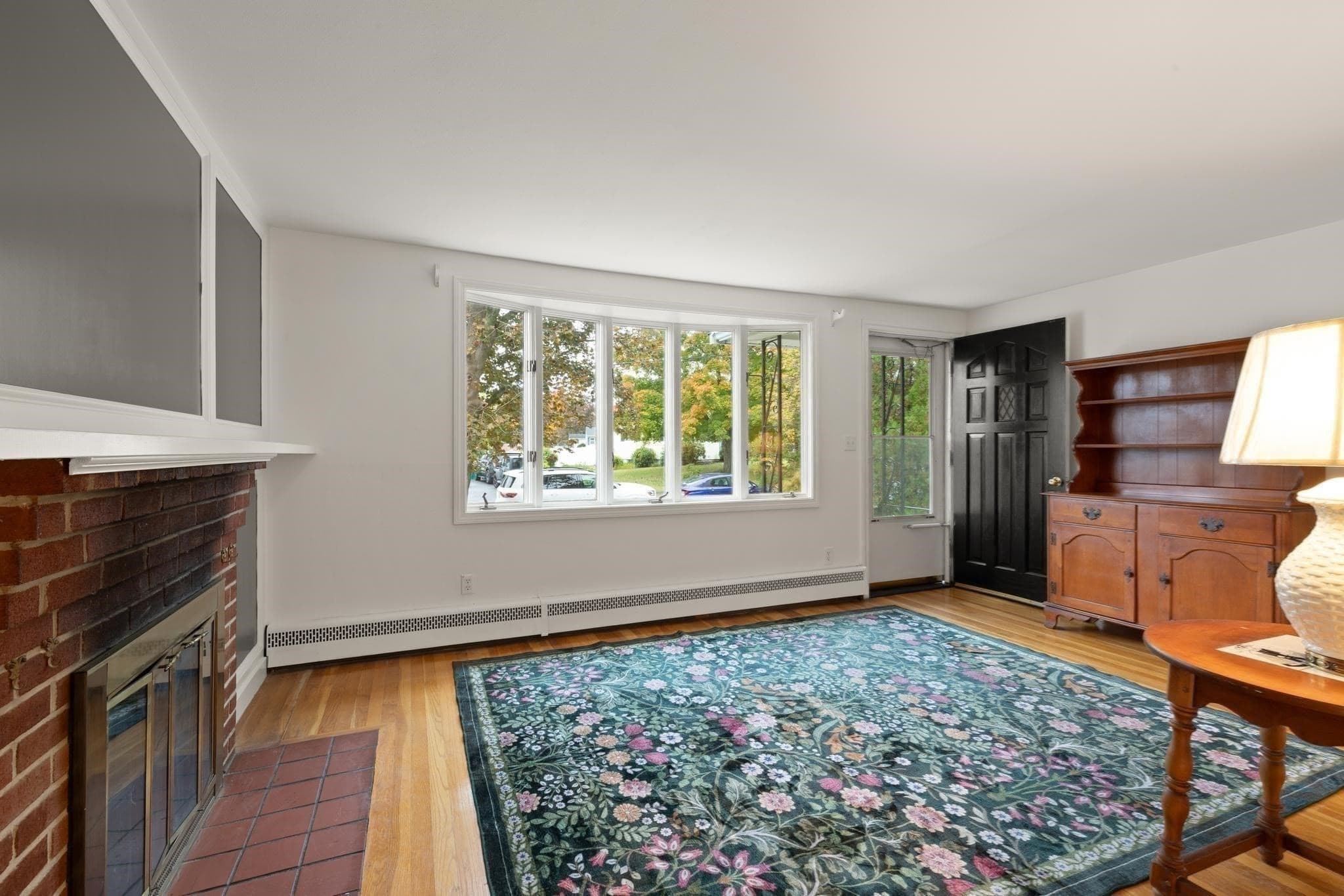 Single Family Residence at 48 Marlboro Road, Woburn MA 01801, photo 22 of 40