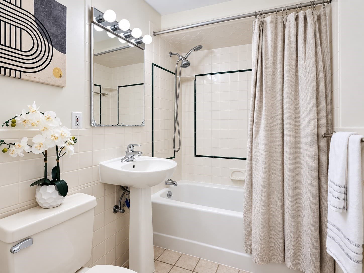 Condominium at 50 Green Street # 209, Brookline MA 02446, Brookline, photo 11 of 20