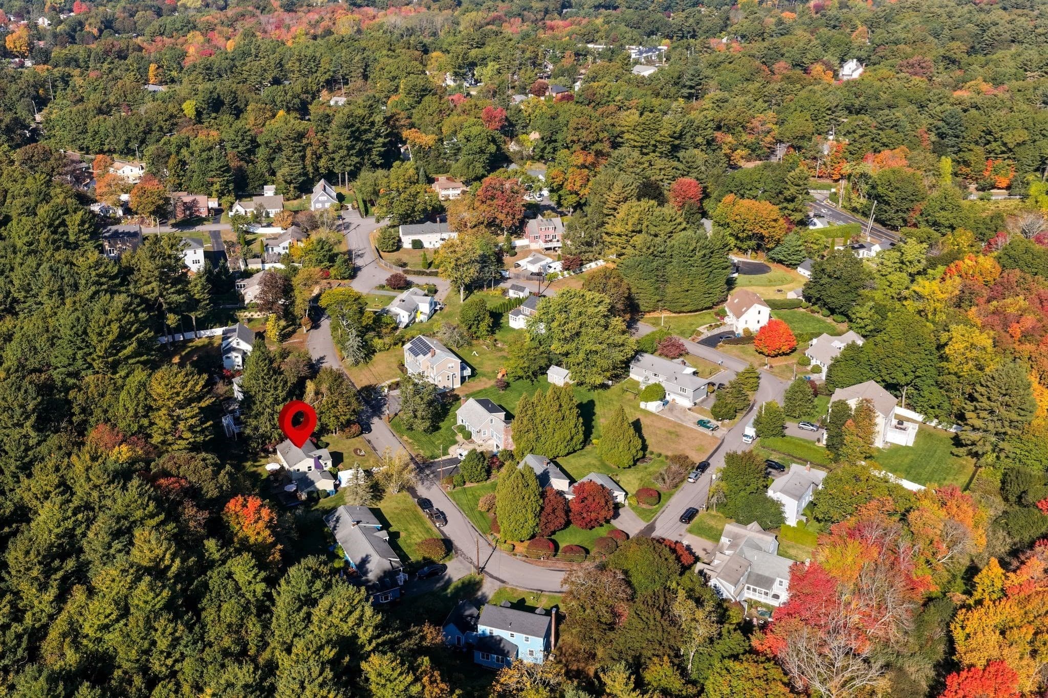Single Family Residence at 19 Autumn Circle, Canton MA 02021, photo 6 of 31