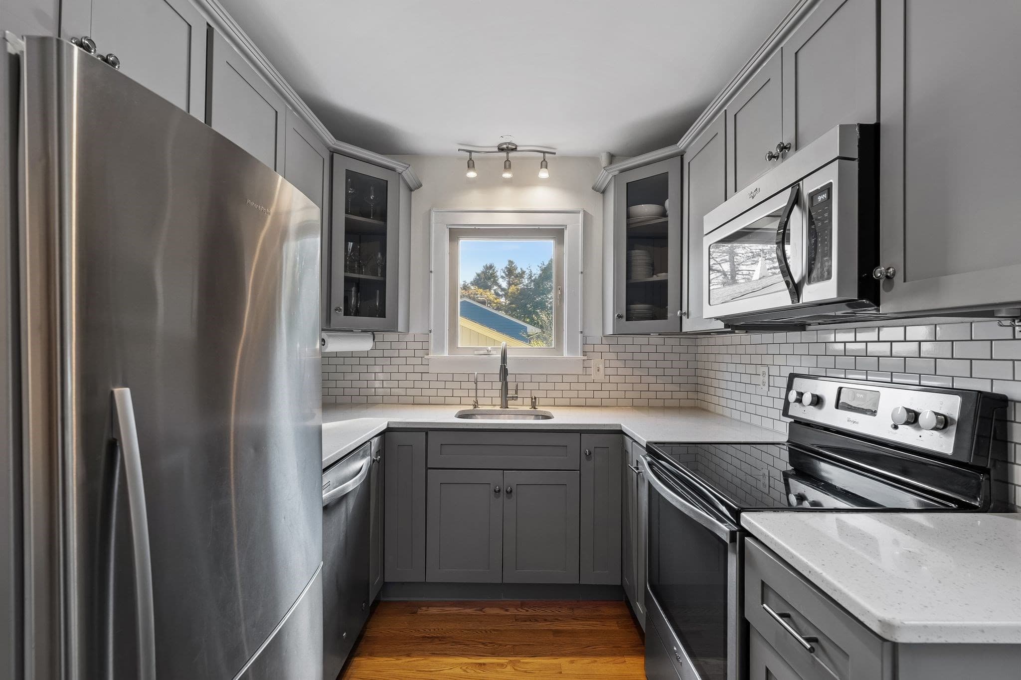 Single Family Residence at 19 Autumn Circle, Canton MA 02021, photo 13 of 31