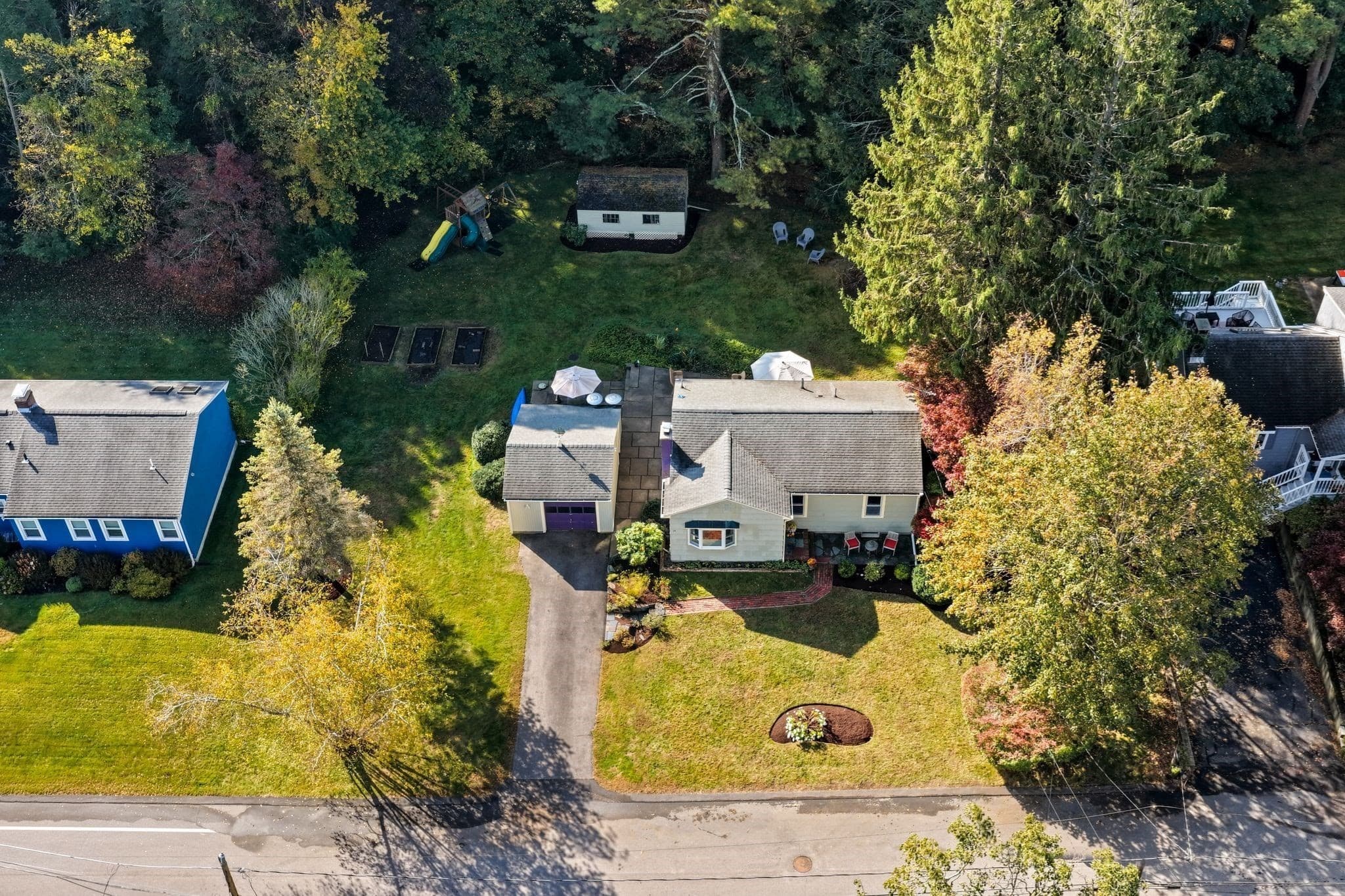 Single Family Residence at 19 Autumn Circle, Canton MA 02021, photo 3 of 31