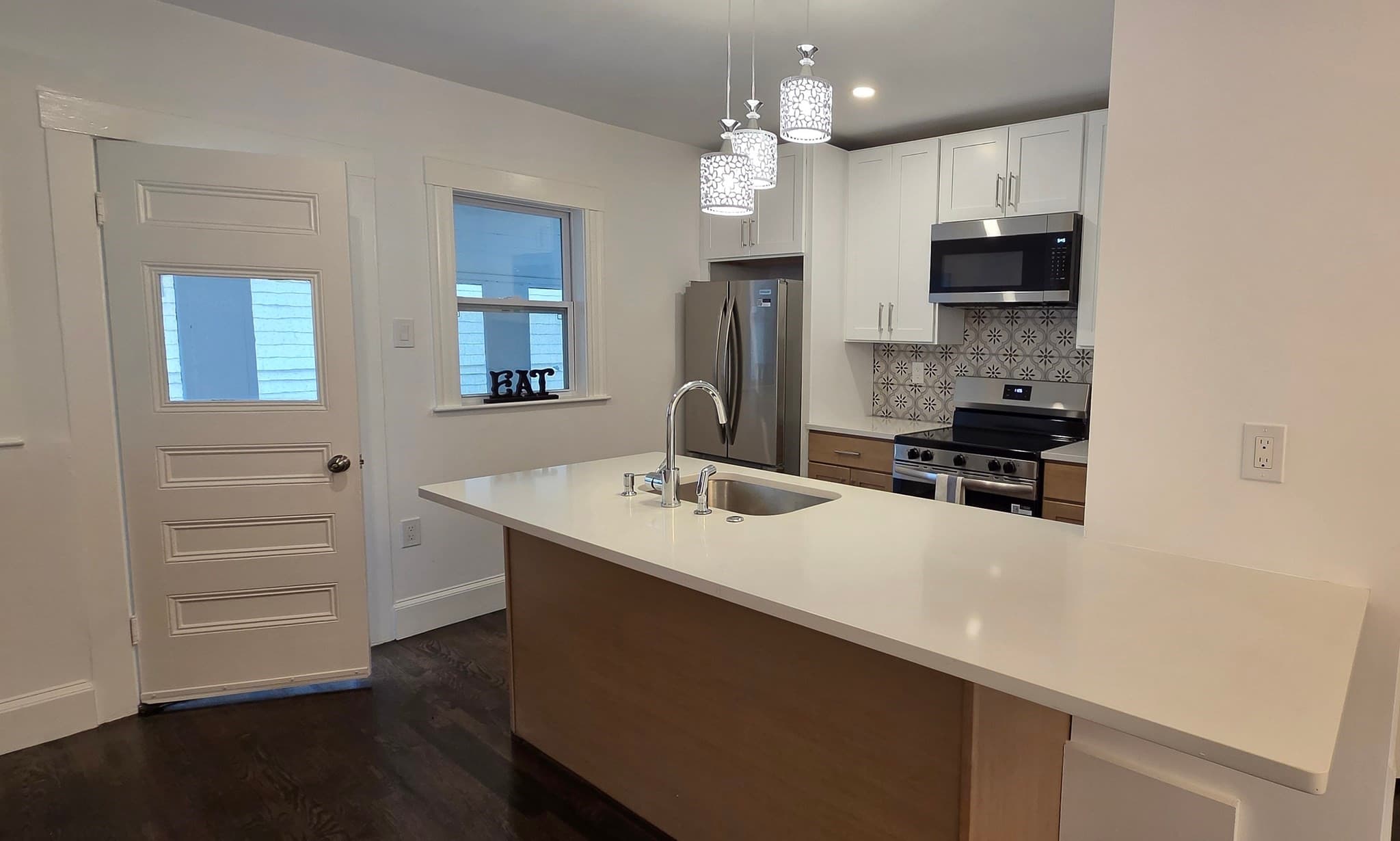 Condominium at 15 Howard St # 1, Arlington MA 02476, Arlington, photo 4 of 20
