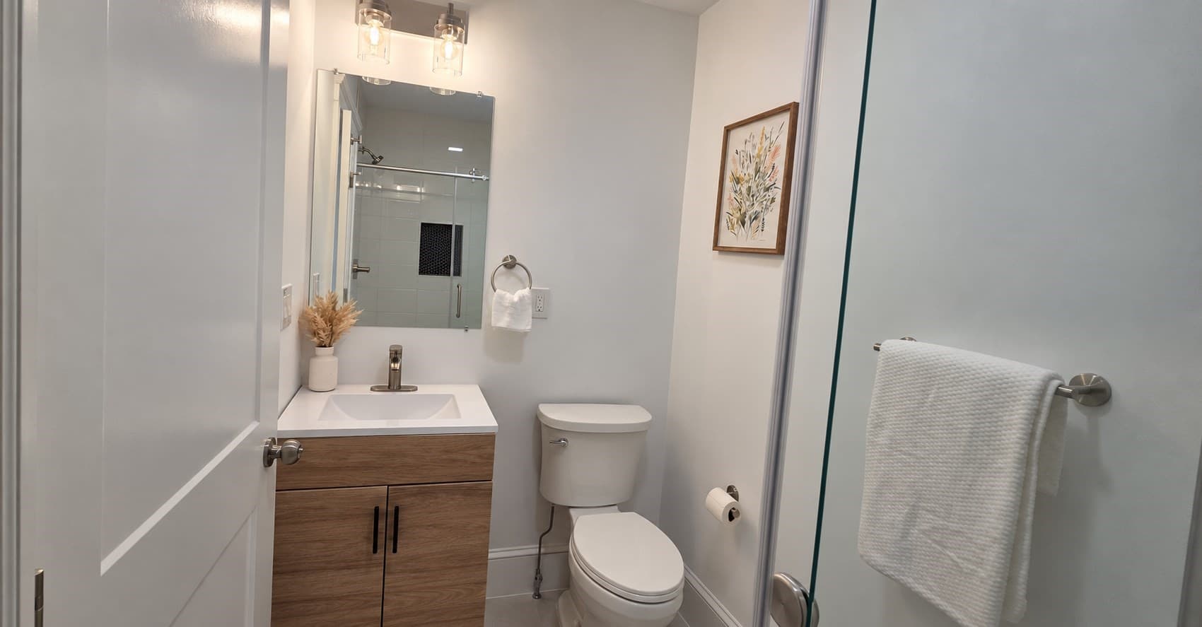 Condominium at 15 Howard St # 2, Arlington MA 02476, Arlington, photo 8 of 19