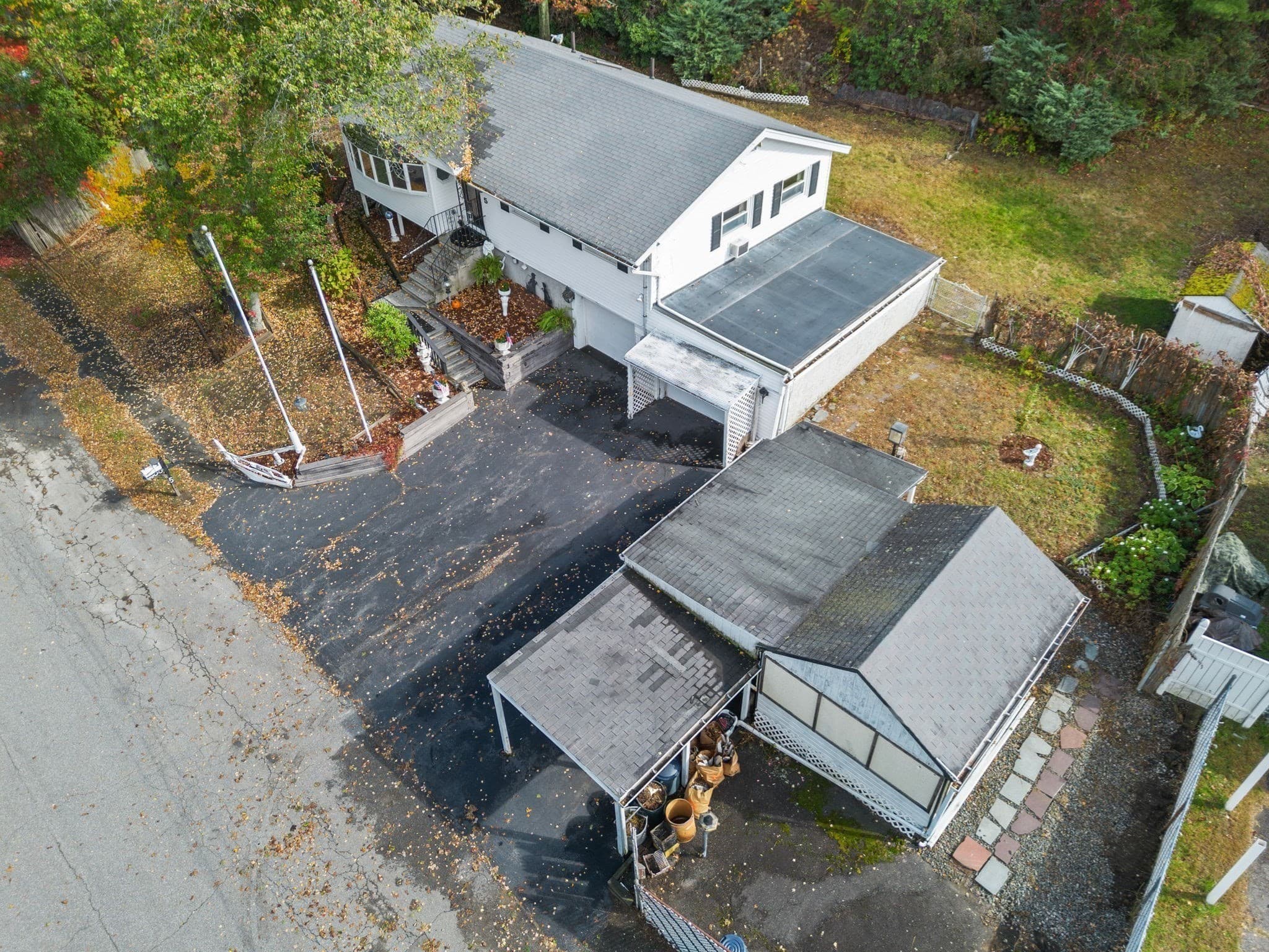 Single Family Residence at 5 Anderson St, Peabody MA 01960, photo 2 of 38