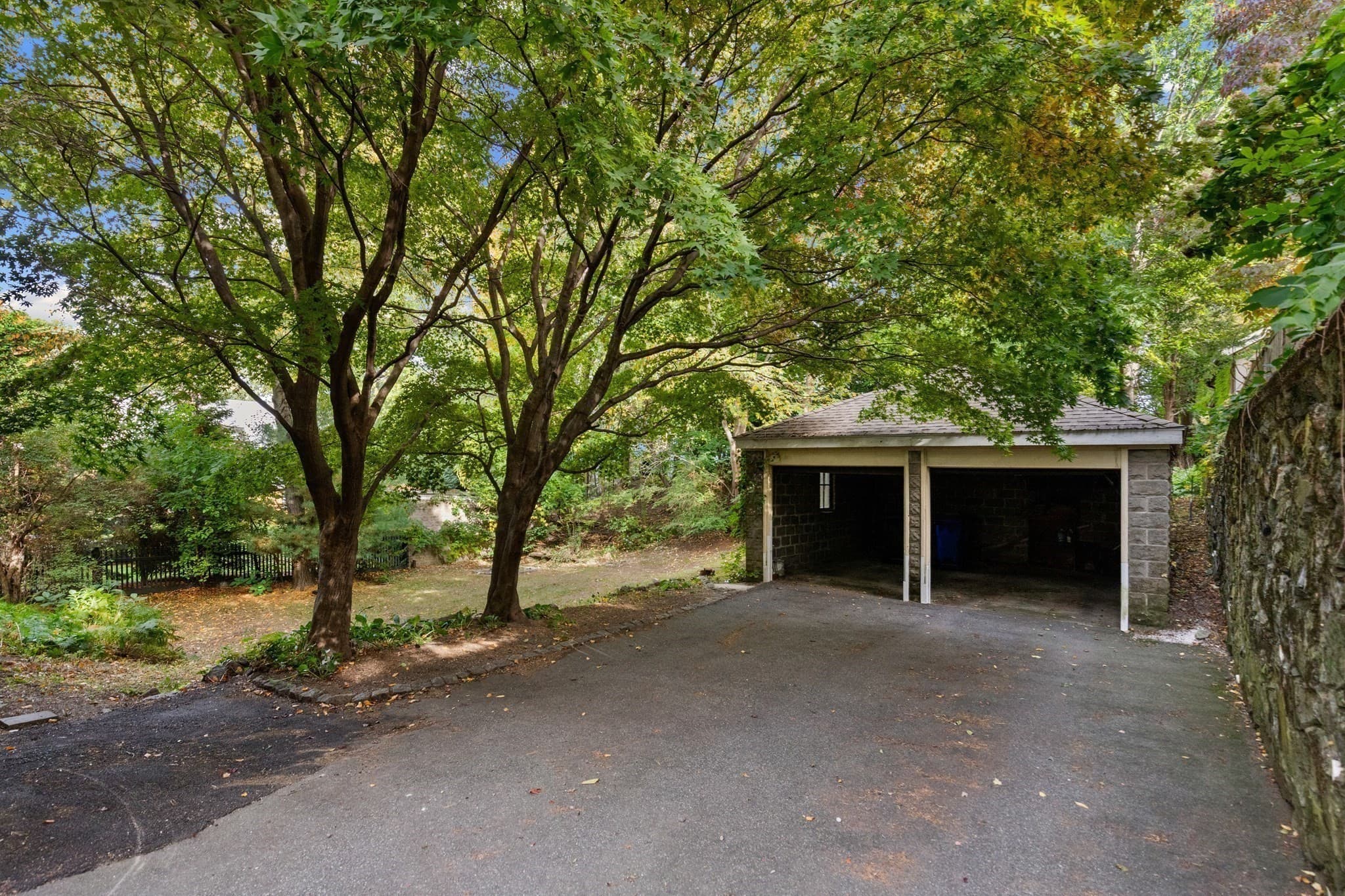 2 Family - 2 Units Side by Side at 84-86 Bartlett Ave, Arlington MA 02476, Arlington, photo 39 of 42