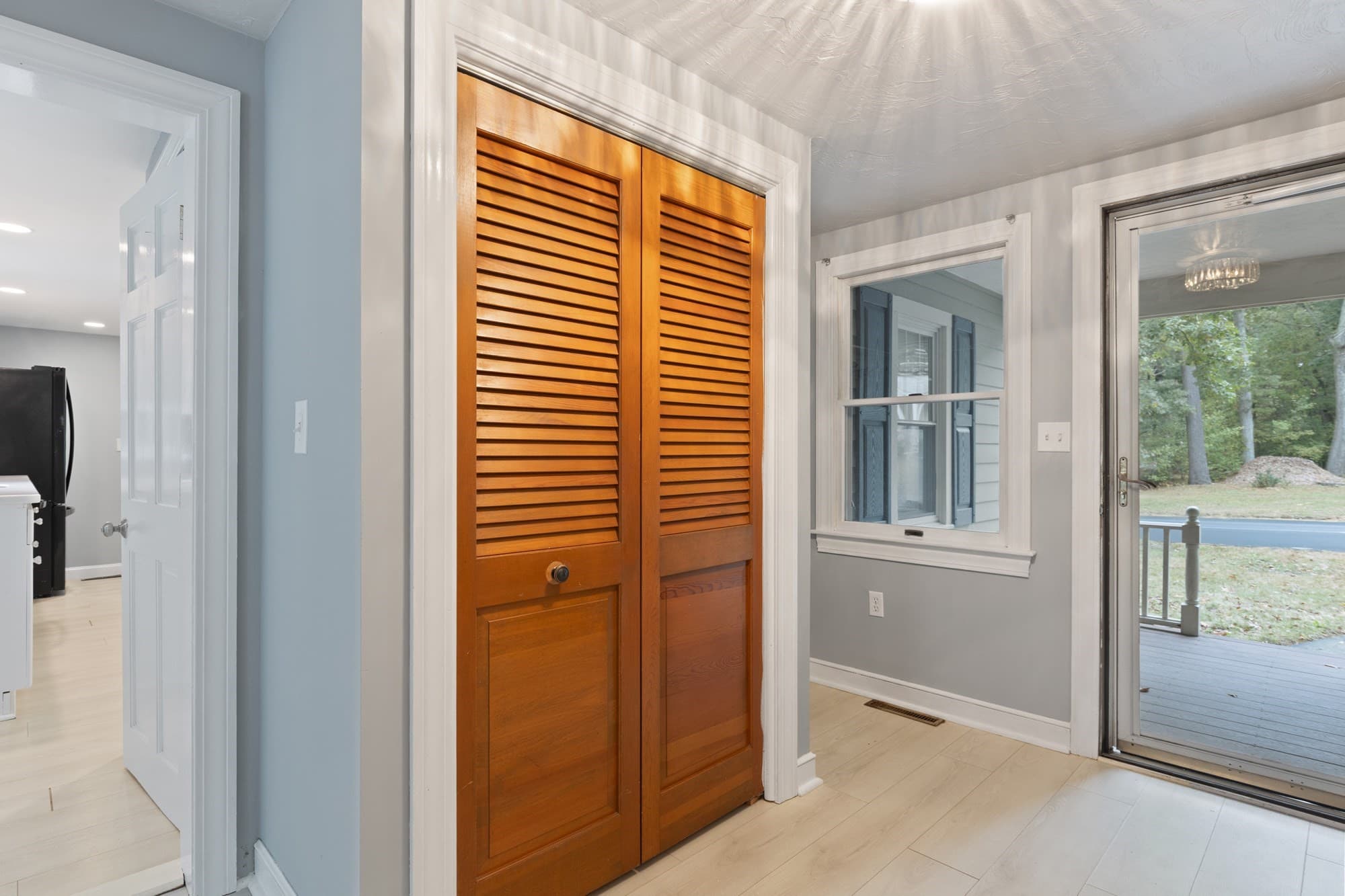 Single Family Residence at 13 Walnut St, Foxboro MA 02035, photo 20 of 42